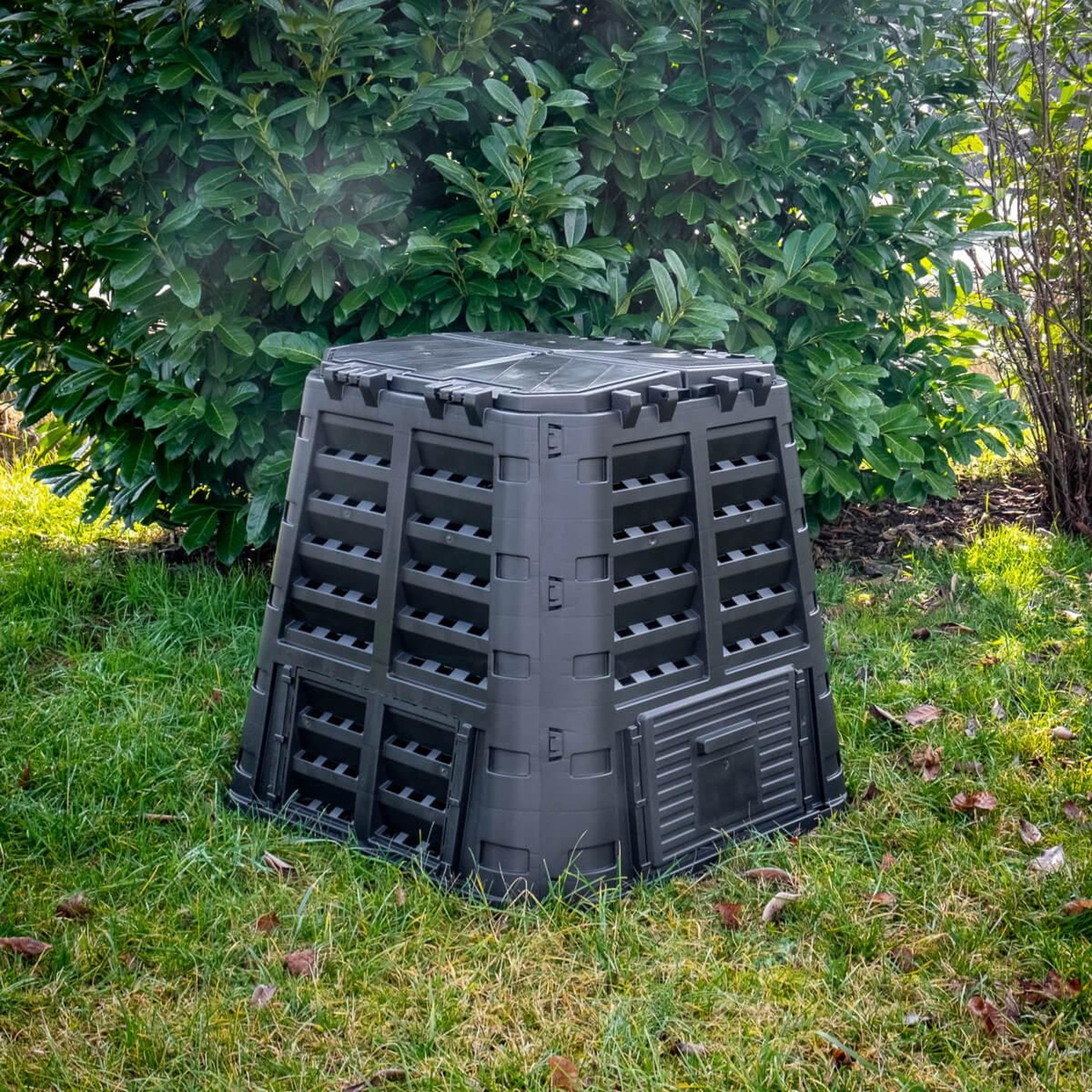Voir la diapositive 6 : BRIXO Composteur de jardin 480 litres 93,3 x 93,3 x h80 cm kompobox brixo