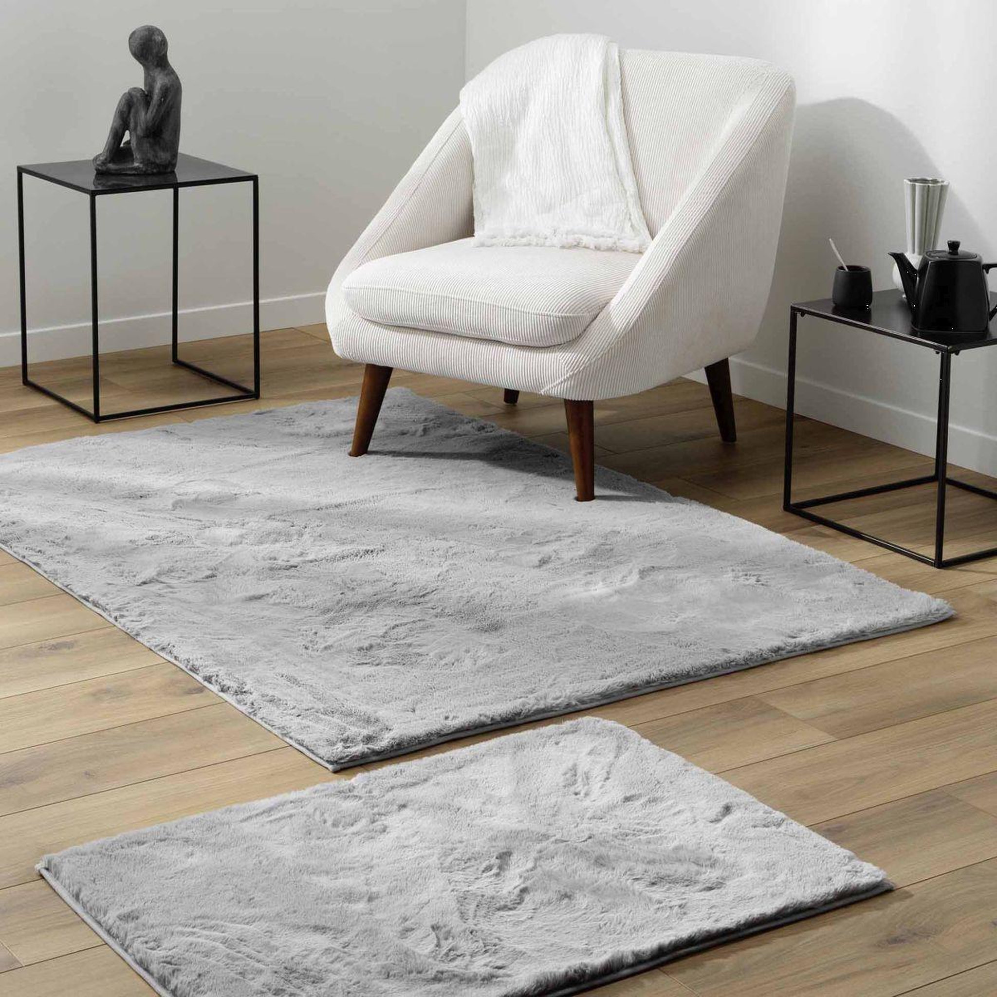 Voir la diapositive 5 : Douceur d'Intérieur Tapis imitation fourrure  feline  120x170cm gris