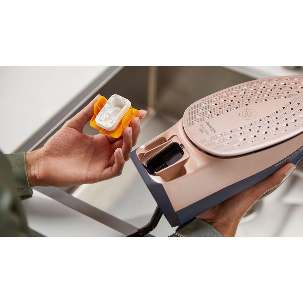 Philips Fer à repasser DST8050/20 Serie 8000 Azur