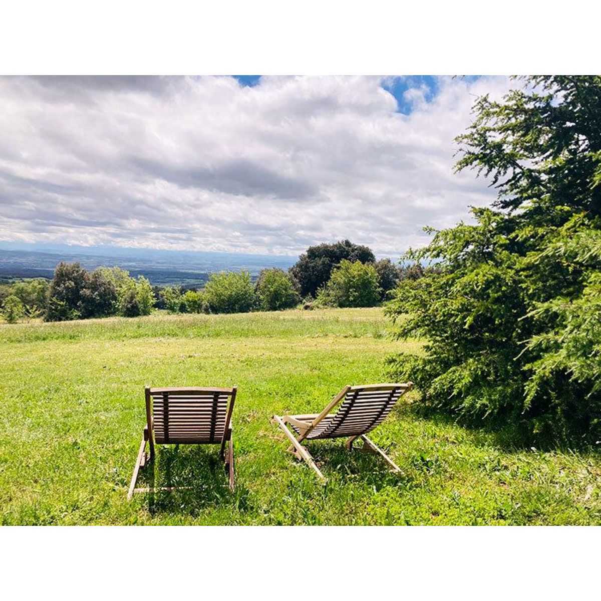 Smartbox 4 jours insolites en roulotte avec accès privatif au bain bouillonnant près de Caracassone - Coffret Cadeau Séjour