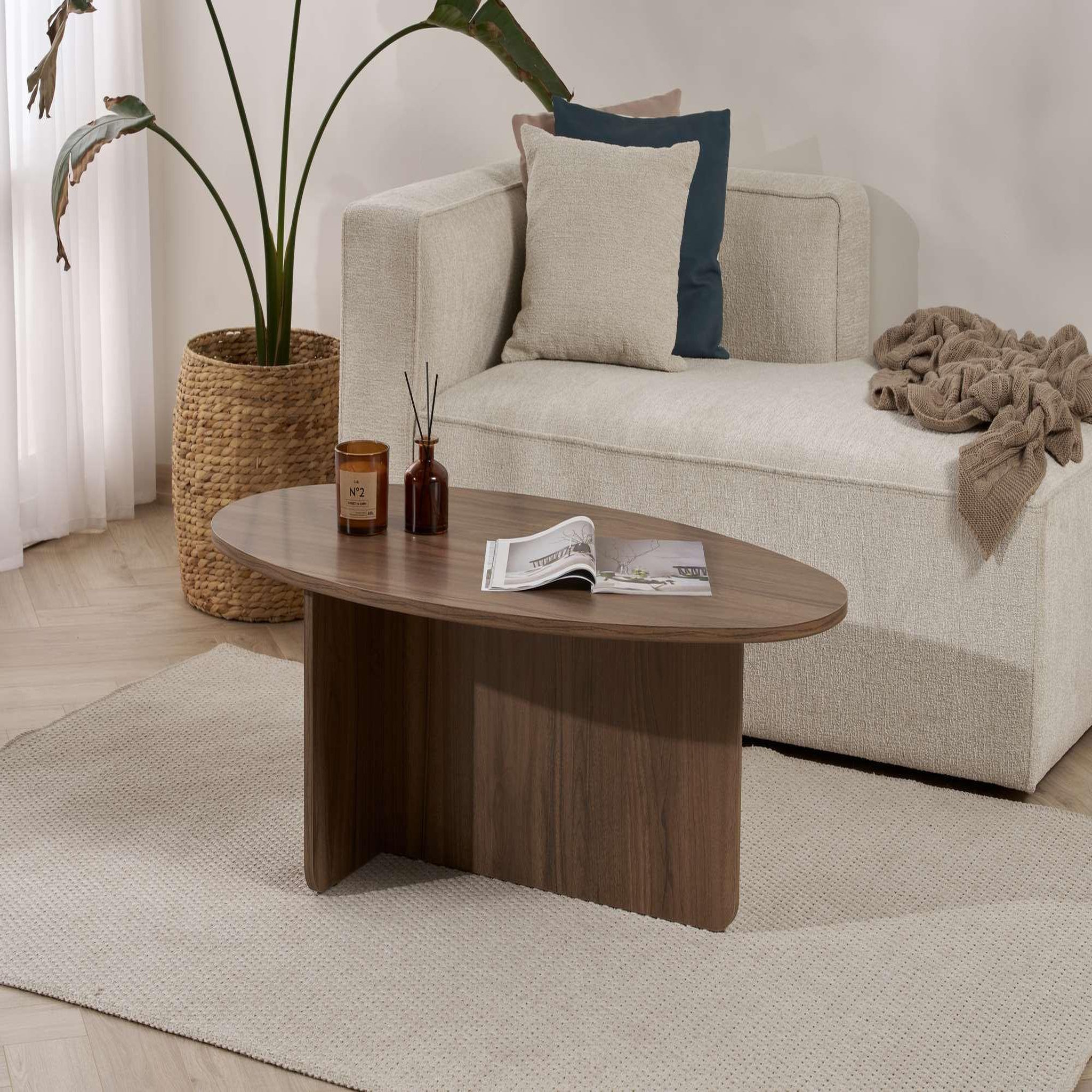 Voir la diapositive 2 : Habitat et Jardin Table basse en bois  orba  - 120 x 65 x 40 cm - noyer