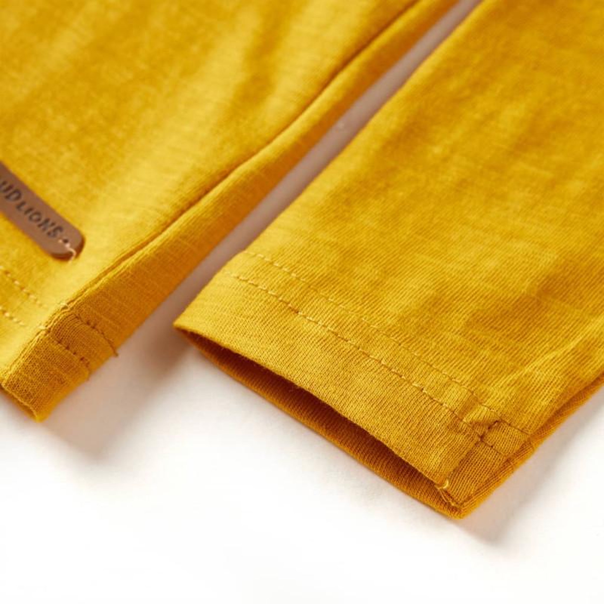 Voir la diapositive 5 : VIDAXL T shirt enfants à manches longues ocre 128