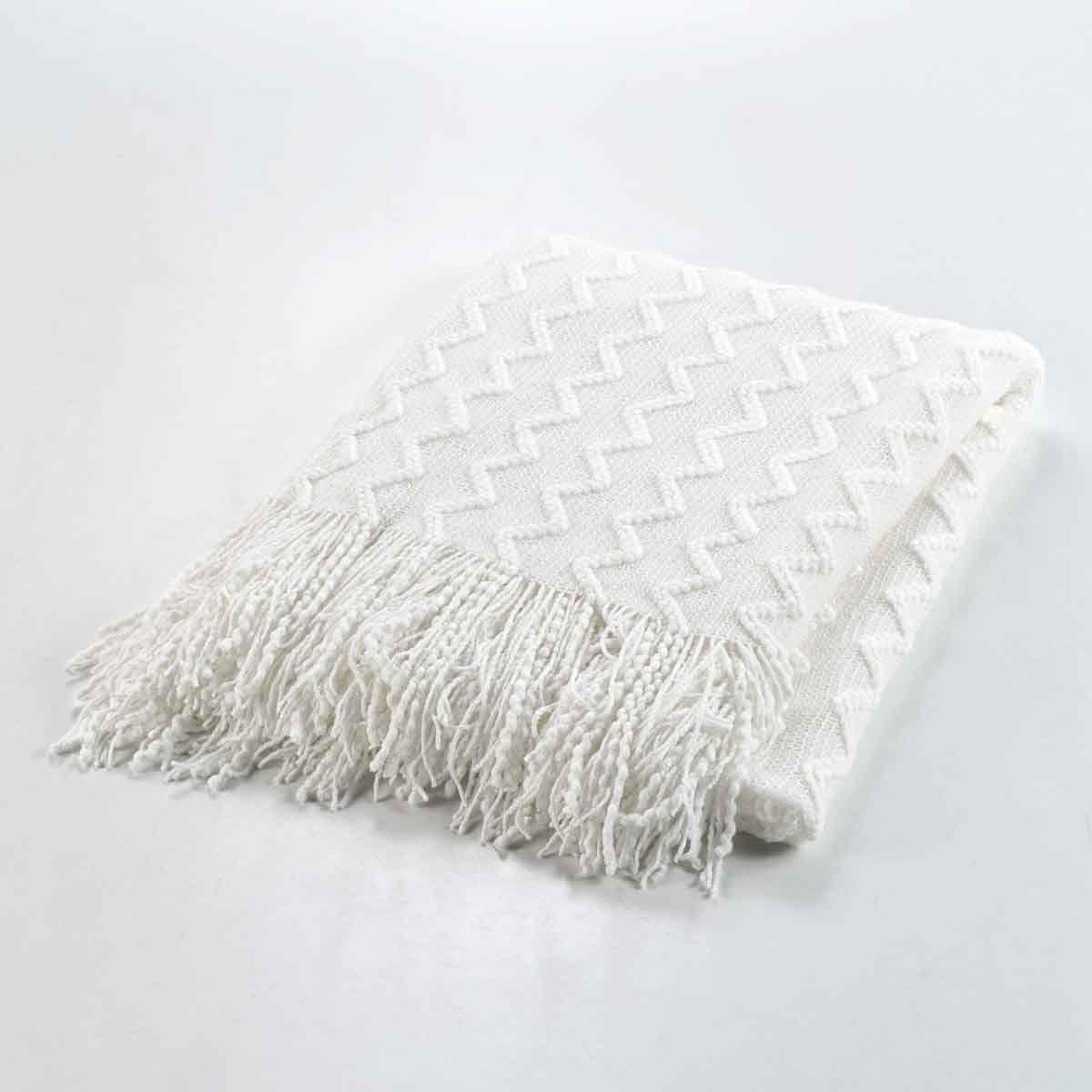 Voir la diapositive 2 : Douceur d'Intérieur Plaid à franges  melinda  125x150cm blanc
