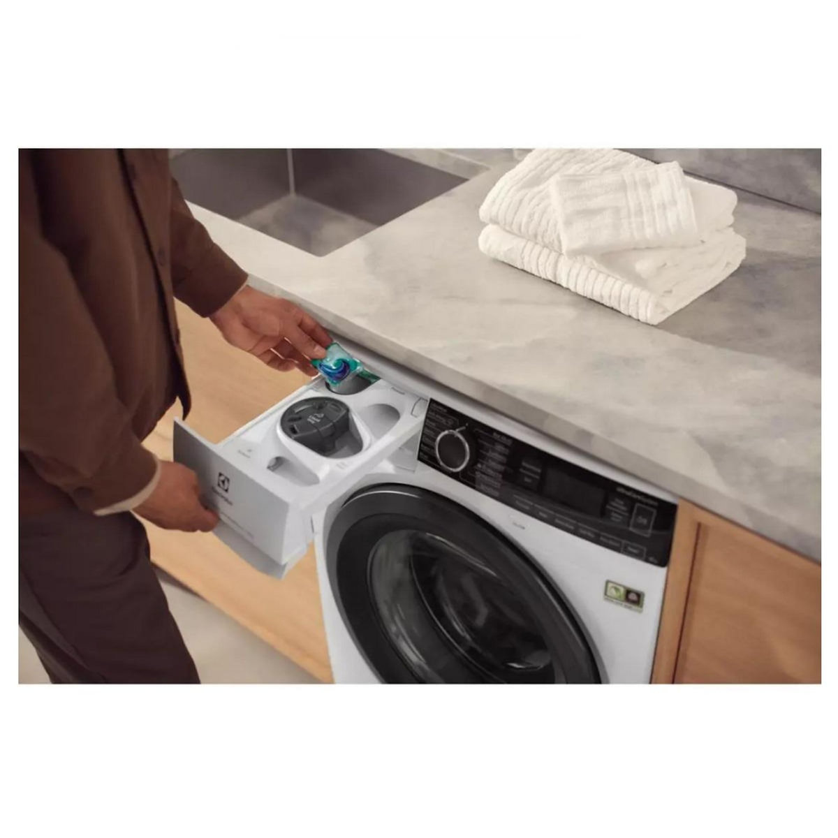 ELECTROLUX Lave-linge frontal 10kg 1600 tours/min - EW7FI1306MV