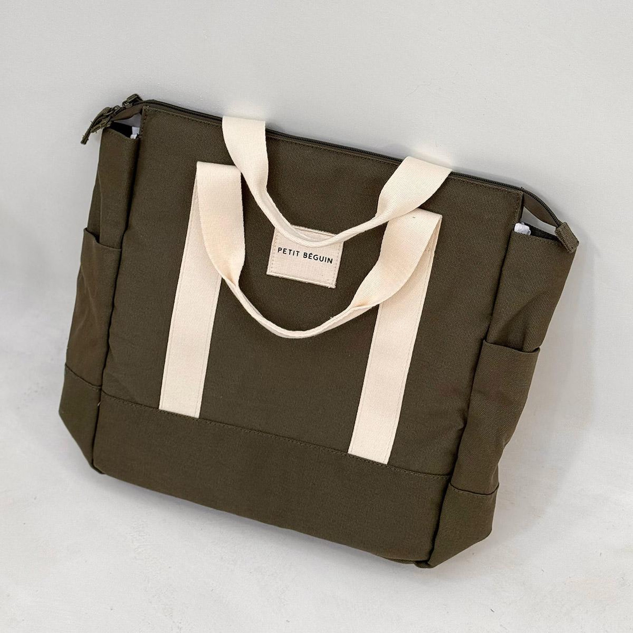Voir la diapositive 4 : Petit Béguin Sac à dos à langer Biscarosse