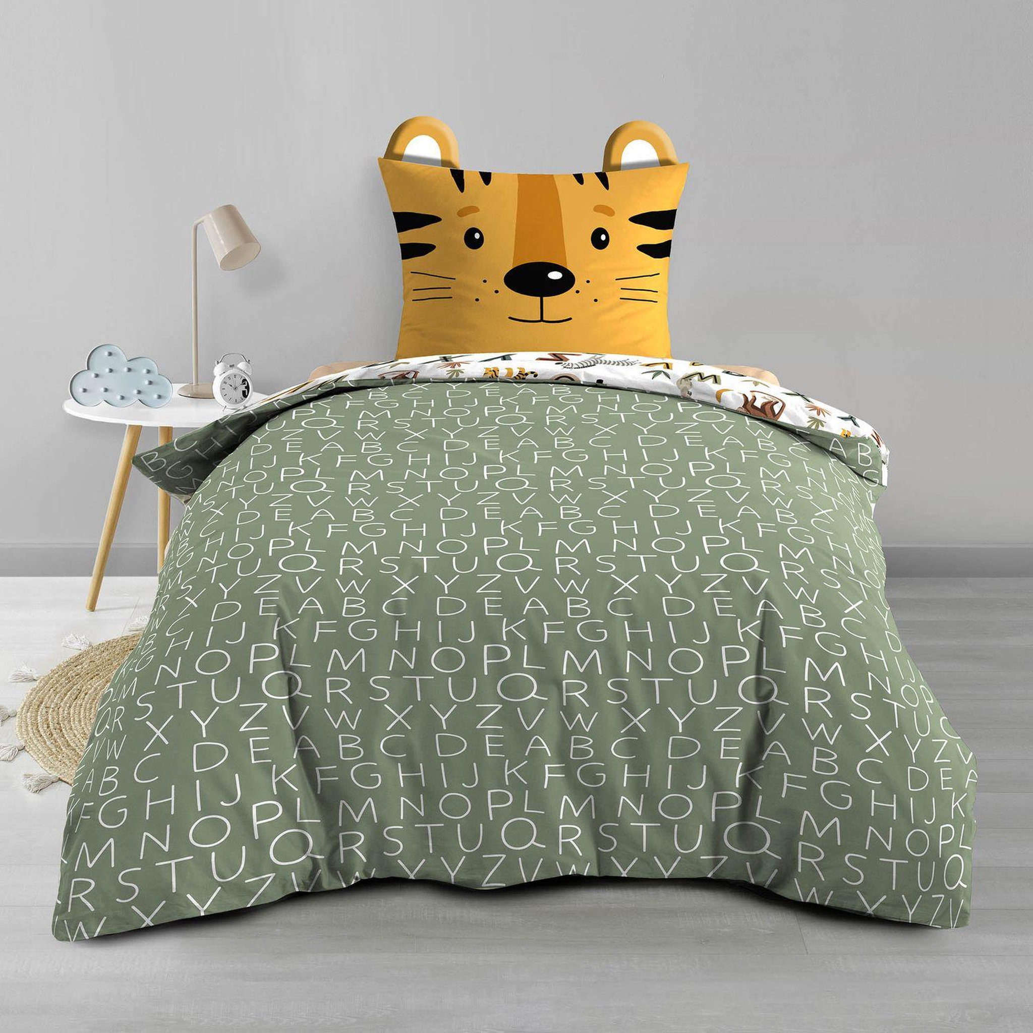 Voir la diapositive 3 : Douceur d'Intérieur Parure de lit enfant réversible TIGRY - Coton 42 fils/cm² - 140 x 200 cm - Vert