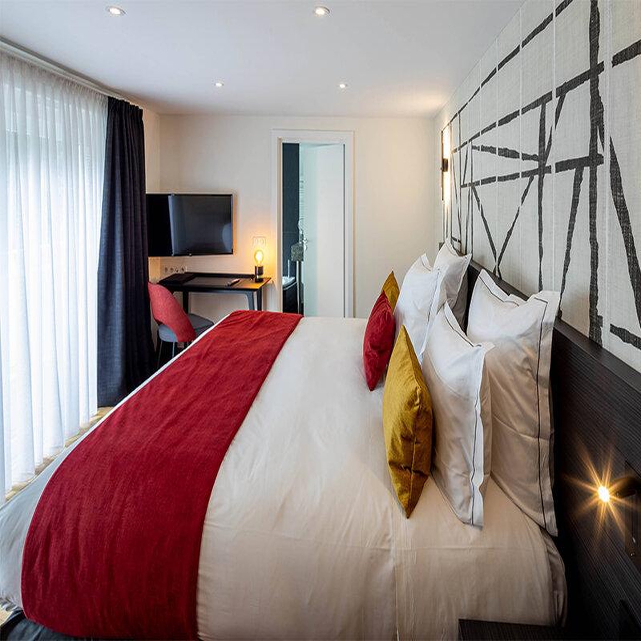 Voir la diapositive 2 : Smartbox 2 jours en hôtel 4* avec repas, balnéo et soin du corps à strasbourg - coffret cadeau séjour