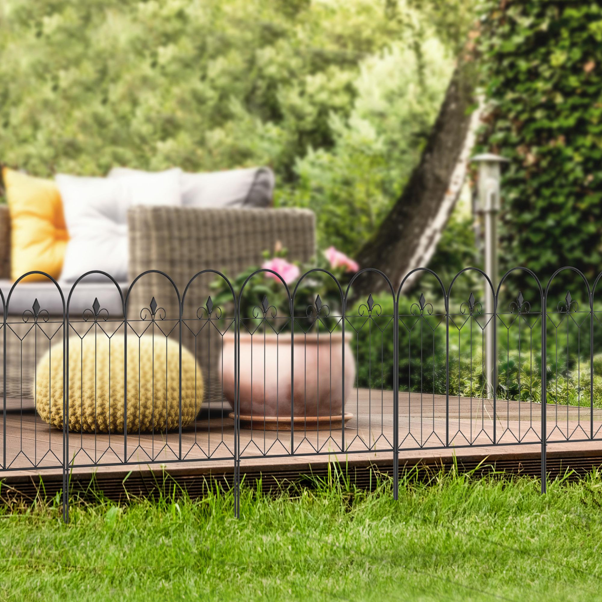 Voir la diapositive 2 : OUTSUNNY Lot de 5 clôtures de jardin décoratives en métal avec ornements - dim. totales 305L x 79,5H cm - noir
