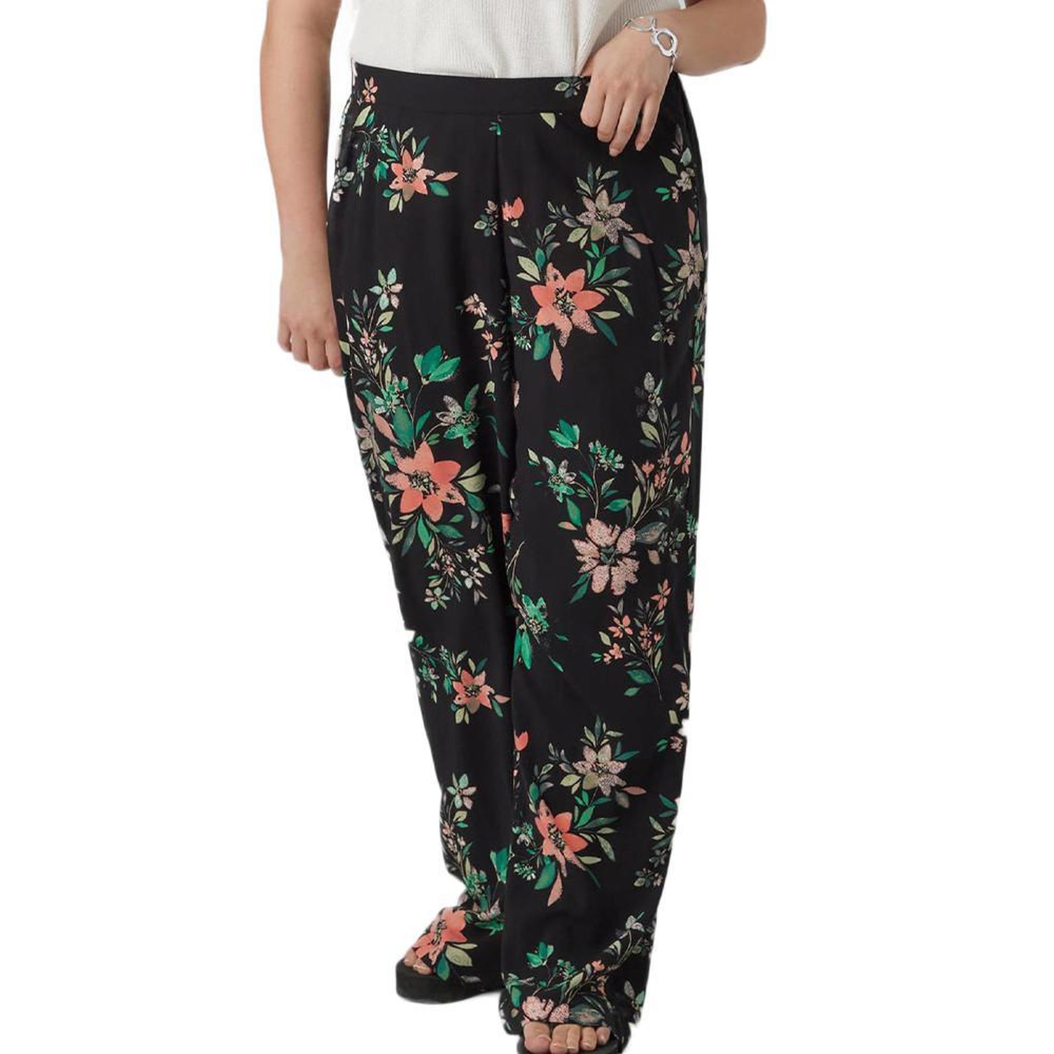 Vero Moda Pantalon Noir à fleurs Femme Vero Moda Curve Easy Hw Wide. Coloris disponibles : Noir