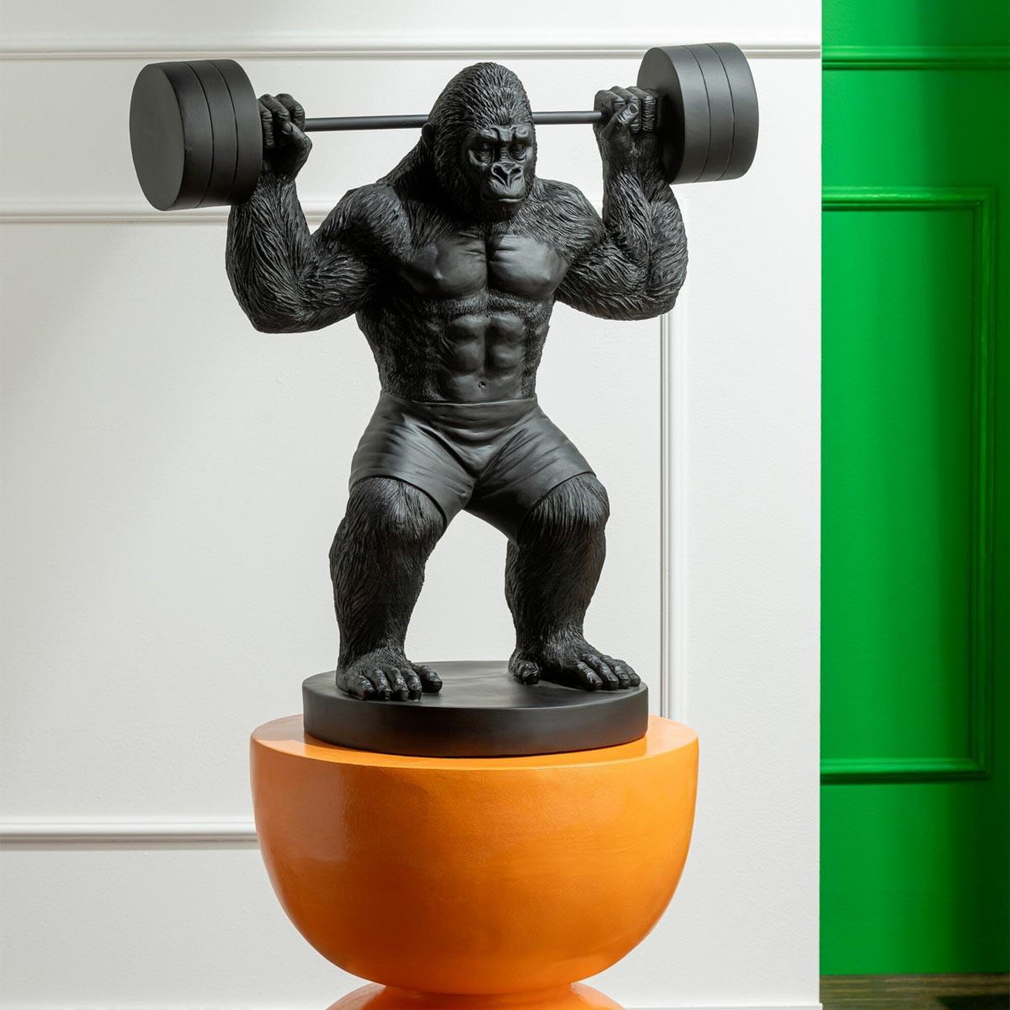 Voir la diapositive 4 : J-LINE Statue gorille en résine  haltérophilie  62cm noir