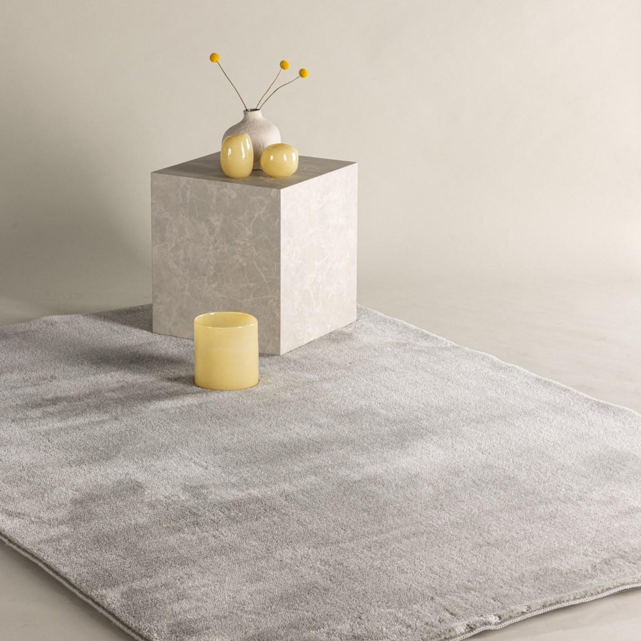 Voir la diapositive 3 : Paris Prix Tapis design uni  blanca  160x230cm gris clair