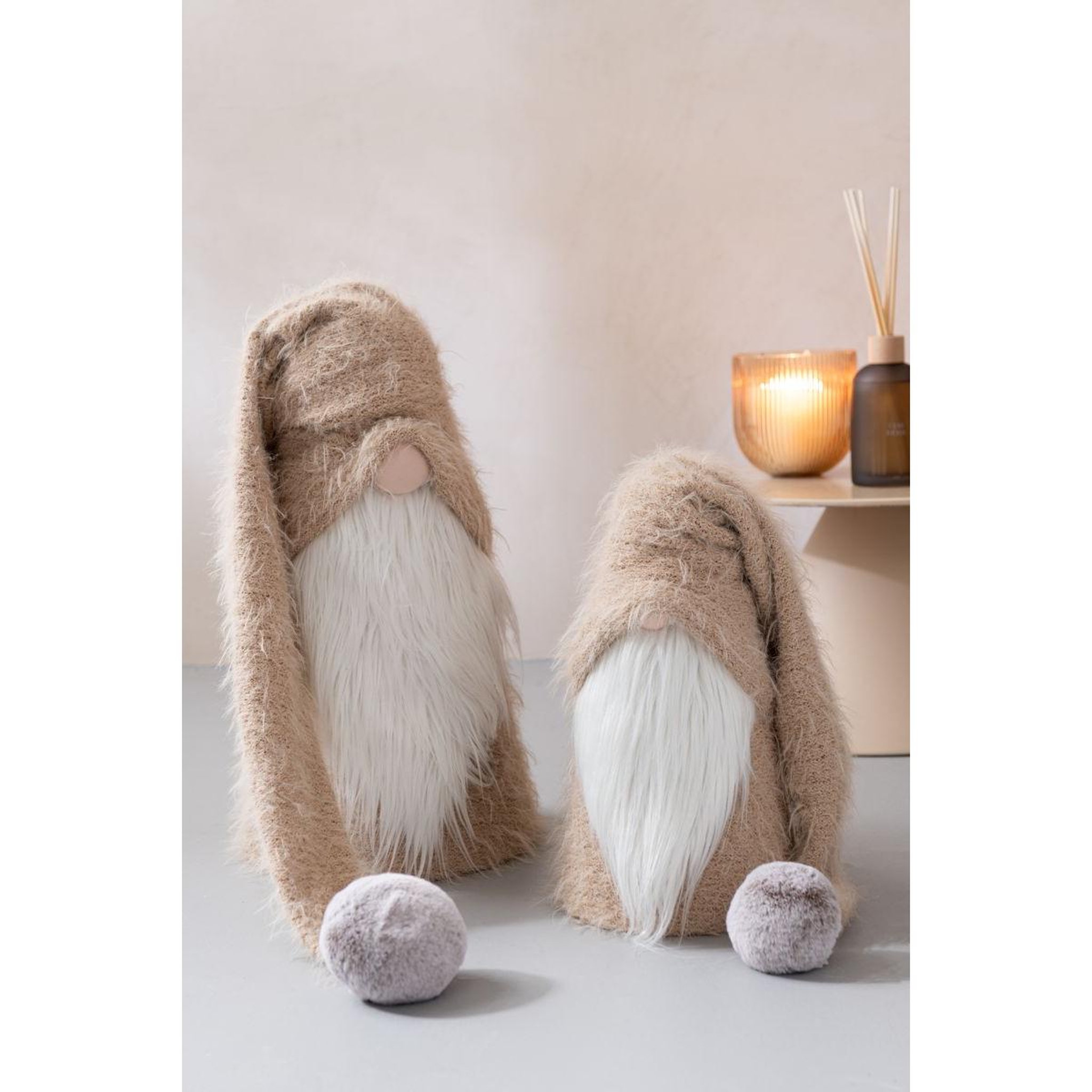 Voir la diapositive 3 : J-LINE Père-noël gnome déco  hiver  44cm beige