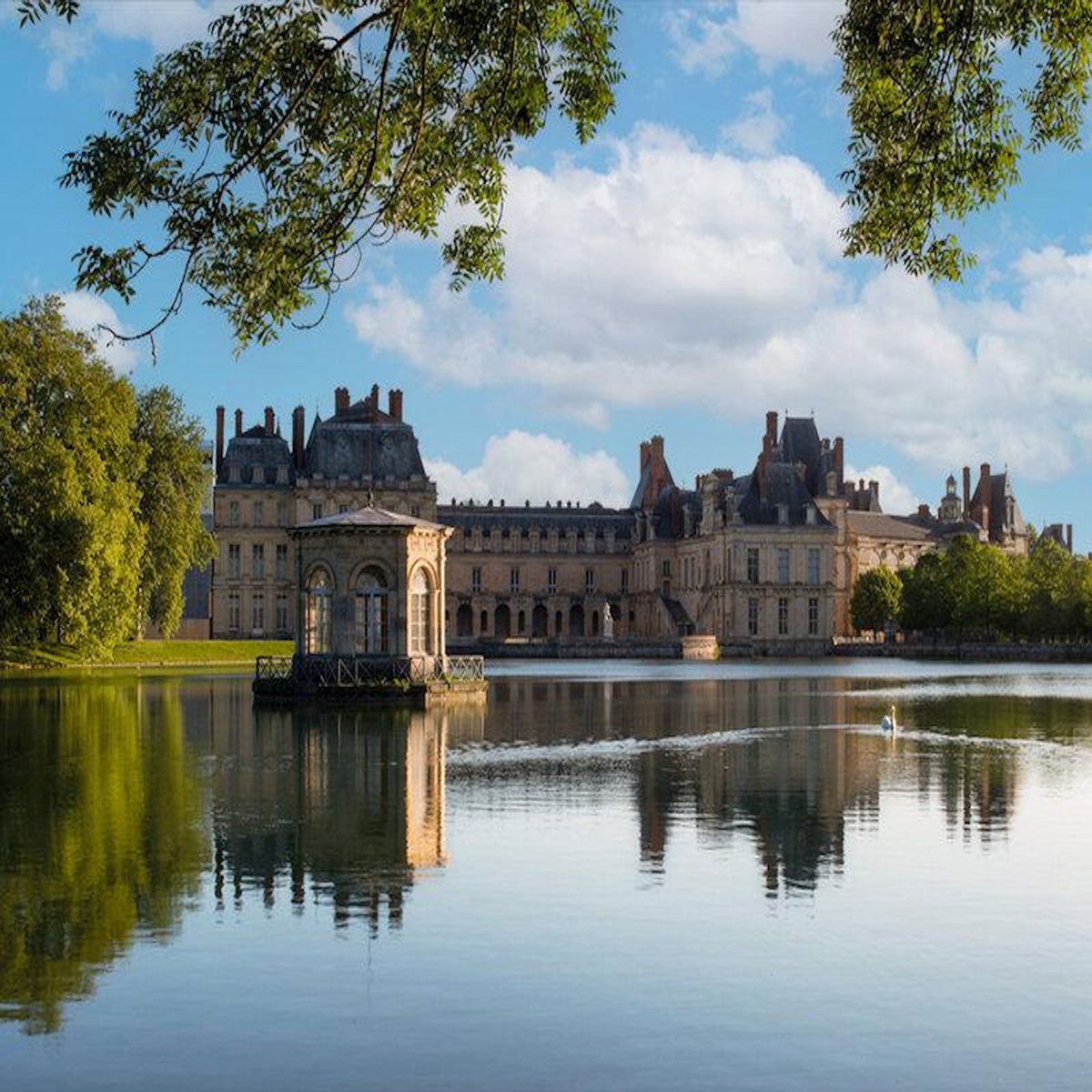 Smartbox Découverte du château de Fontainebleau avec 2 entrées prioritaires - Coffret Cadeau Sport & Aventure