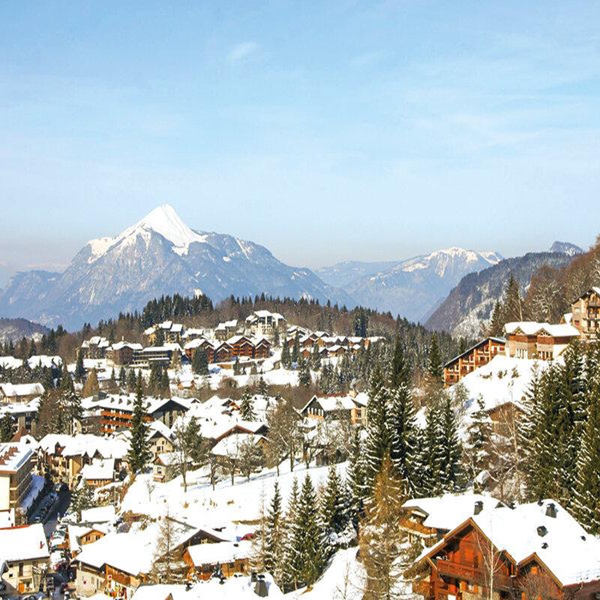 Voir la diapositive 4 : Smartbox Escapade romantique en hôtel 4* dans les alpes - coffret cadeau séjour