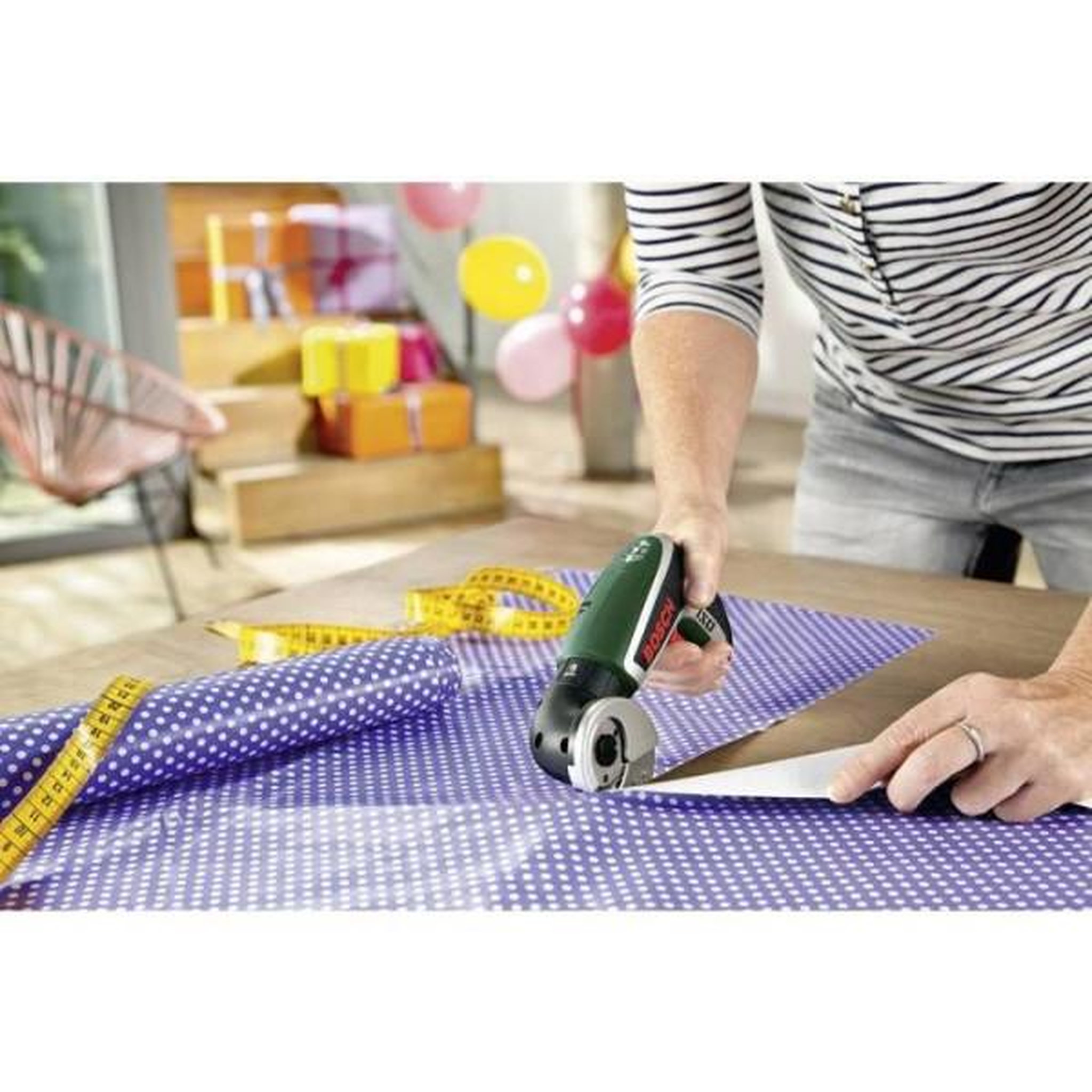 Voir la diapositive 3 : BOSCH Adaptateur de découpe bosch - cutter - pour visseuse bosch ixo