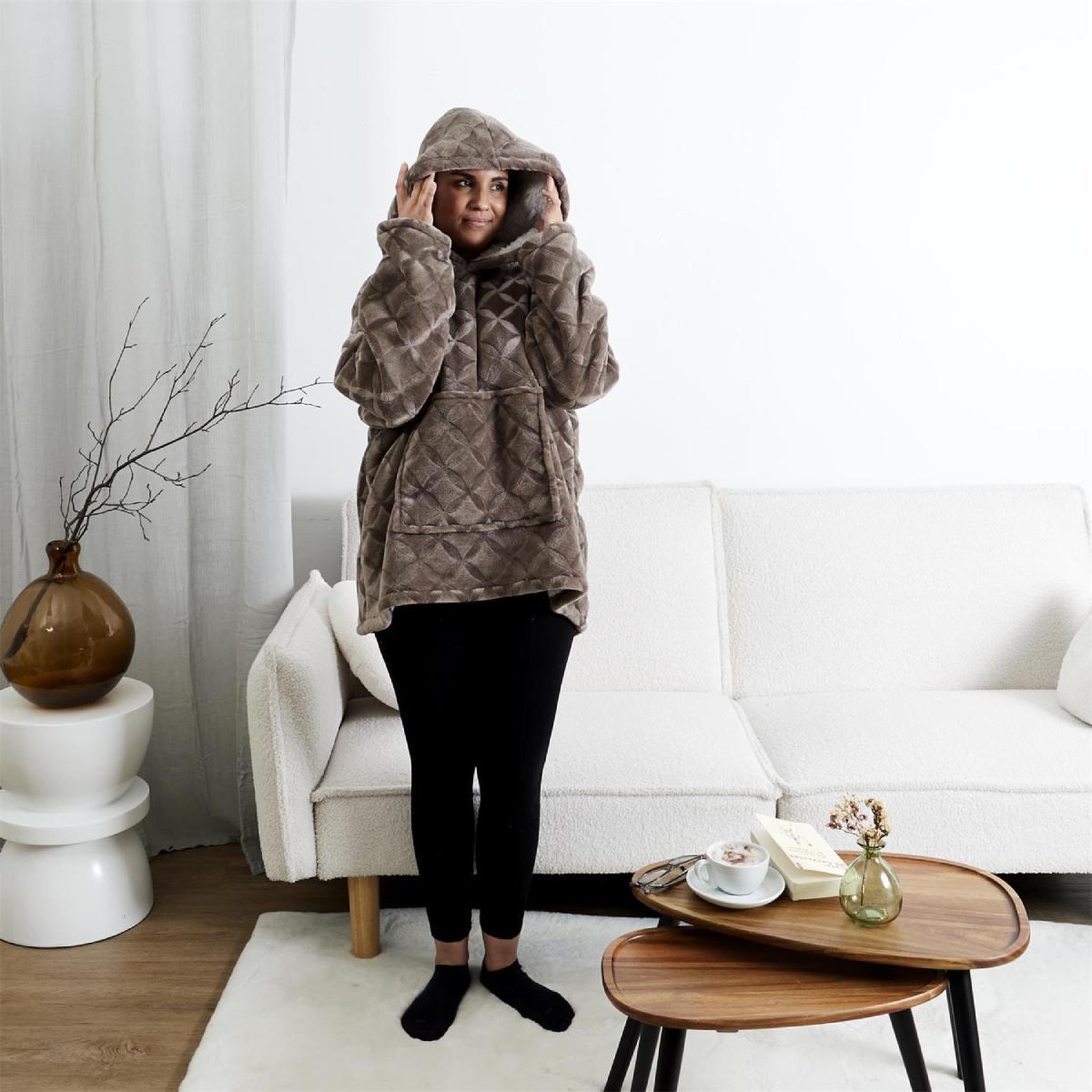 Voir la diapositive 5 : The Home Deco Factory Plaid sweat à capuche  embosse  85x118cm marron