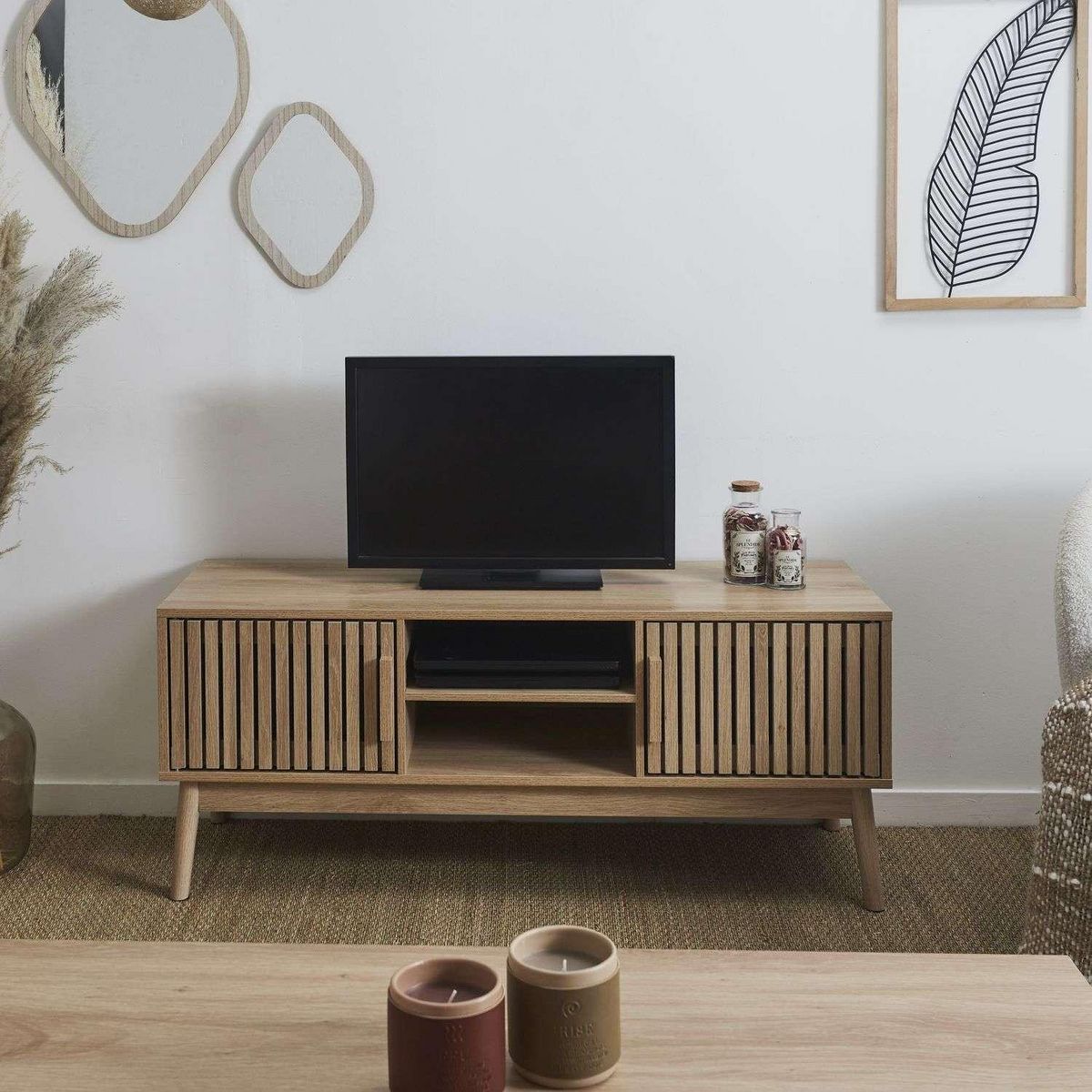 The Home Deco Factory Meuble TV 2 portes et 2 niches de rangement Saulk en bois - Marron