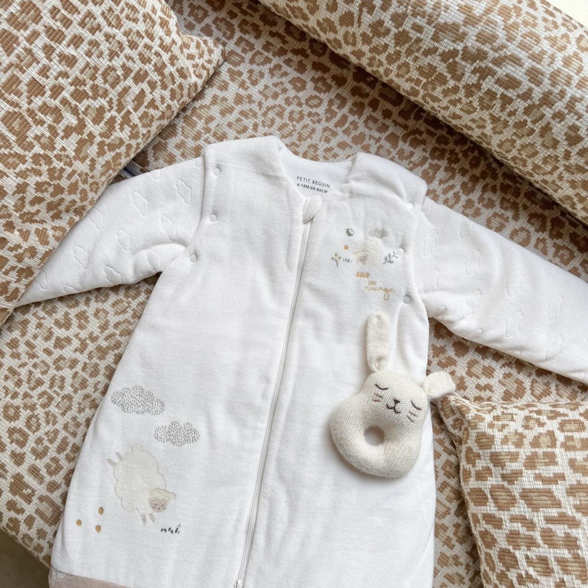 Petit Béguin Turbulette d'hiver en velours avec manches amovibles et jambes séparables Câlins