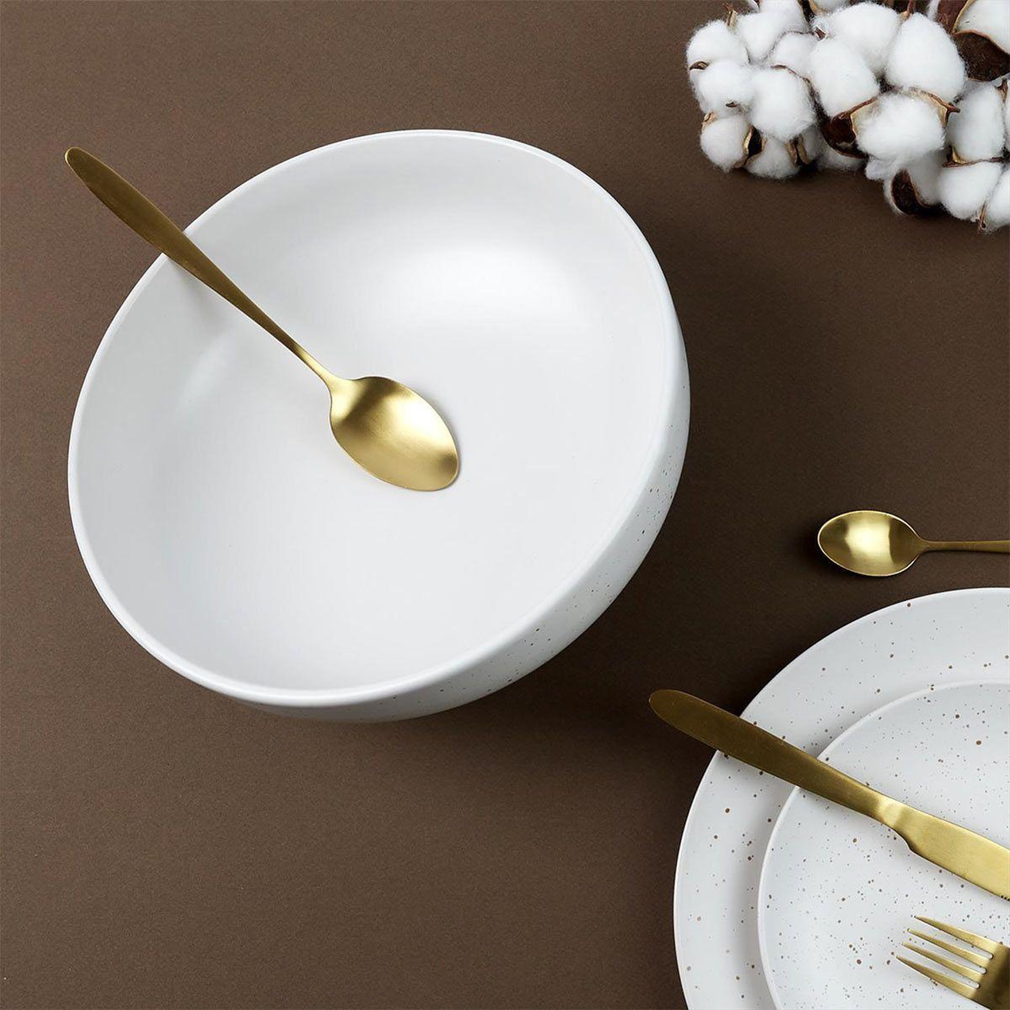 Voir la diapositive 3 : The Home Deco Factory Saladier Design  Portofino  25cm Blanc