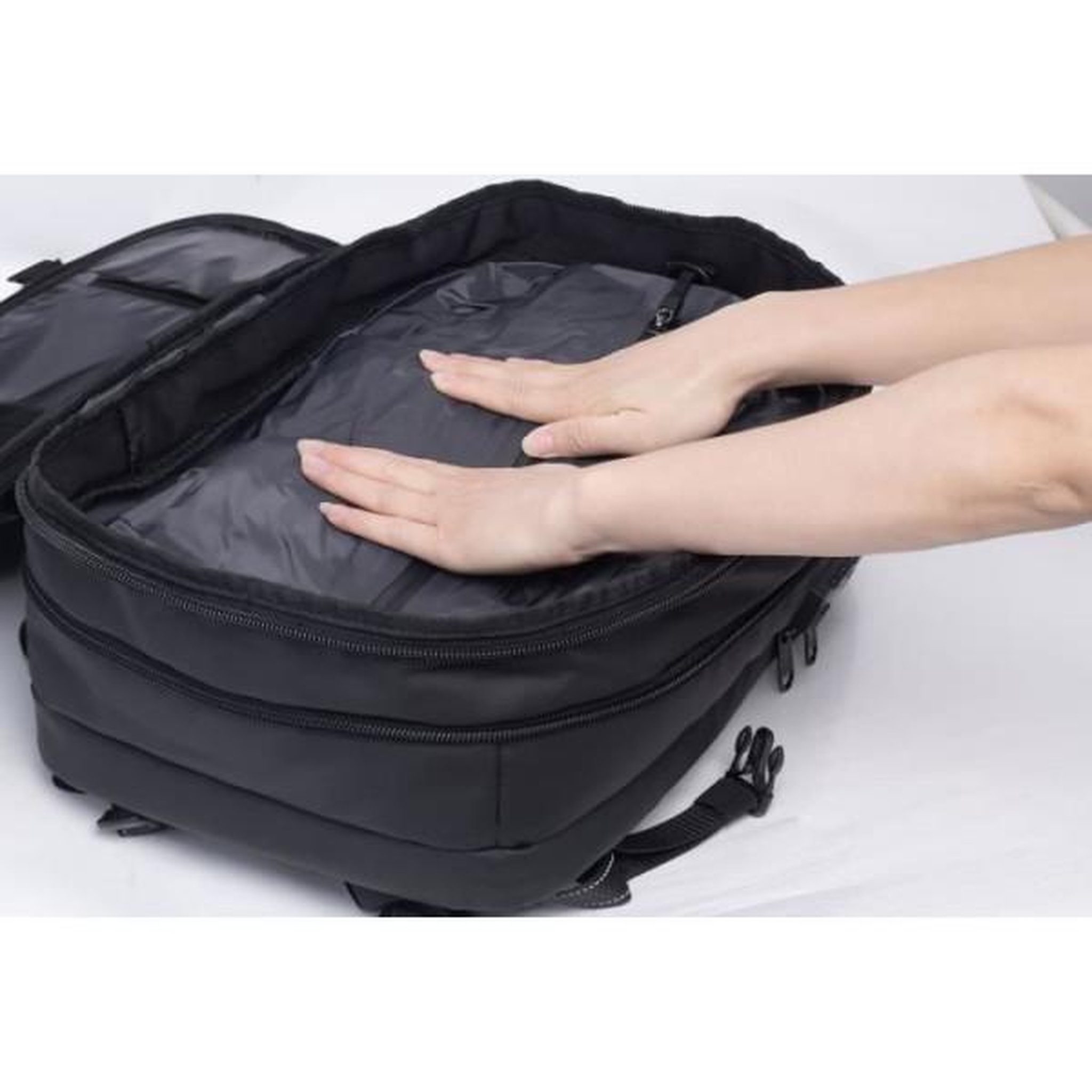 Voir la diapositive 6 : MARKET24 Sac de voyage a compression sous vide - pompe a batterie lithium externe - multipoches - imperméable - 40 l - antivol