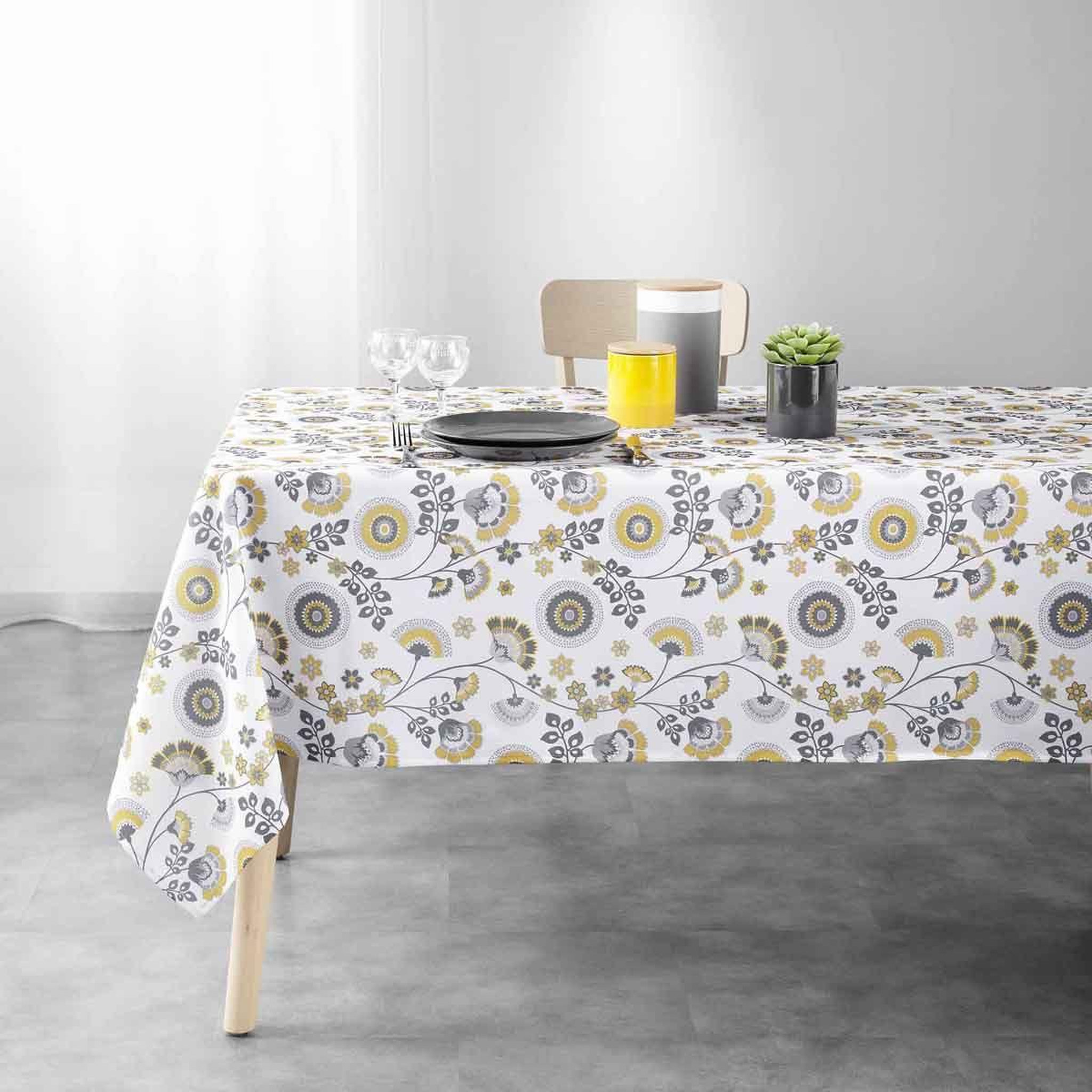 Voir la diapositive 3 : Douceur d'Intérieur Nappe imprimée  garance  145x240cm jaune