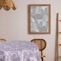 Voir la diapositive 2 : HABITABLE Nappe en toile cirée ronde Moze - Diam. 135 cm - Gris