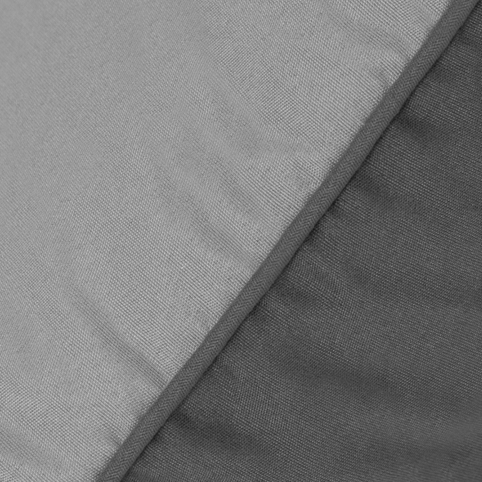 Voir la diapositive 6 : ID MARKET Couette 220x240 cm abby bicolore gris clair et gris 300 gr + 2 oreillers