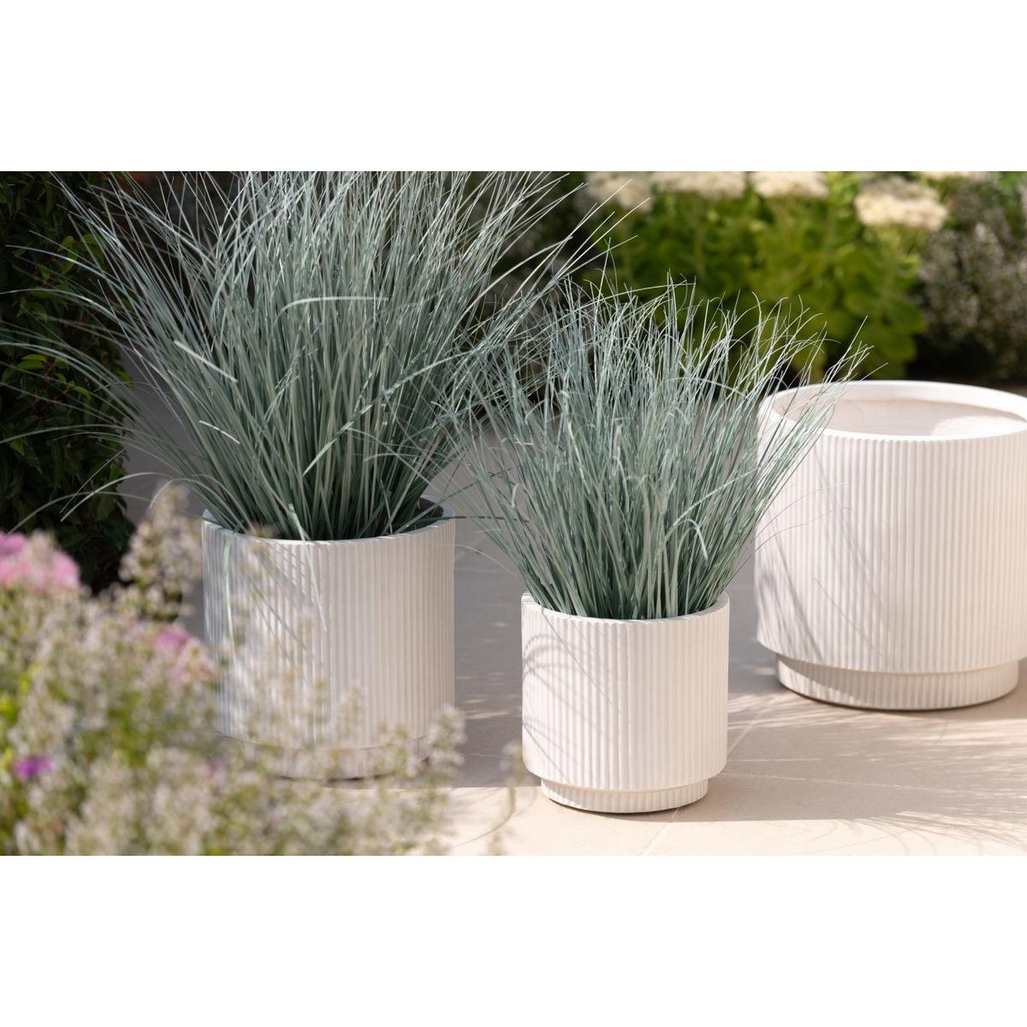 Voir la diapositive 3 : J-LINE Lot de 3 cache-pots rainurés  misty  37cm blanc