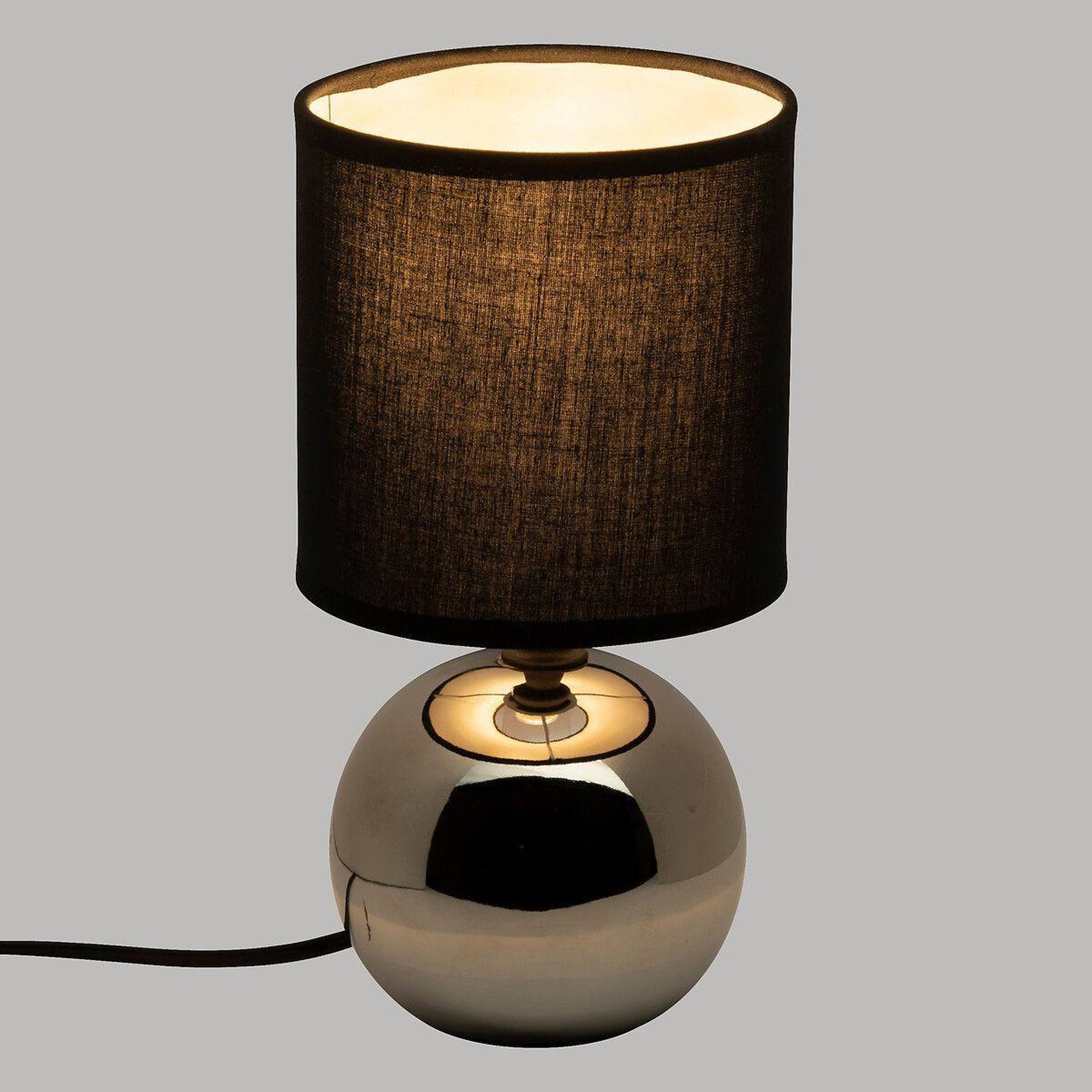 Voir la diapositive 2 : ATMOSPHERA Lampe à poser céramique  boule  25cm argent