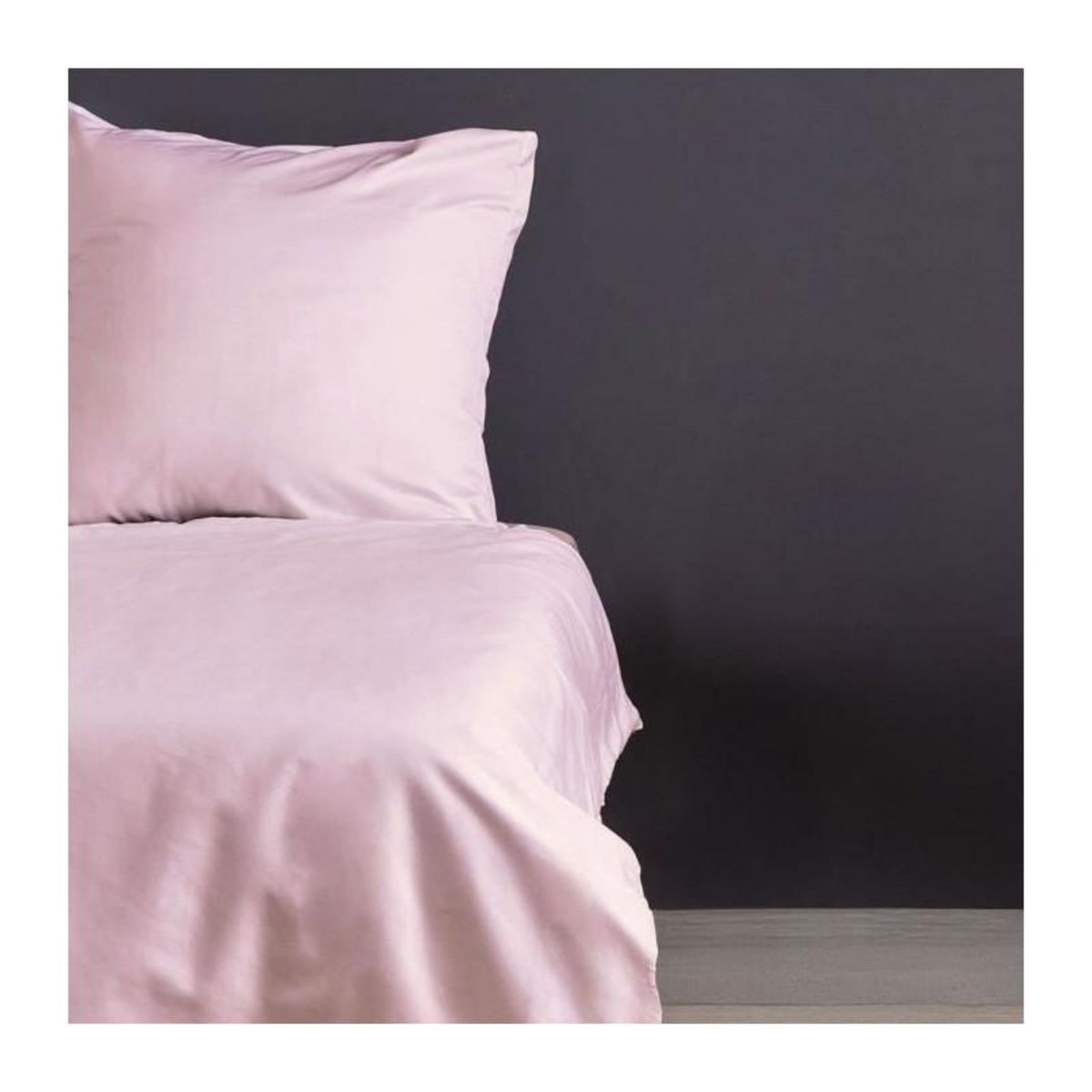 GENERIQUE Parure de lit - 1 housse de couette 220 x 240 cm + 2 taies d'oreiller 60 x 60 cm - Satiné 100% coton - Rose