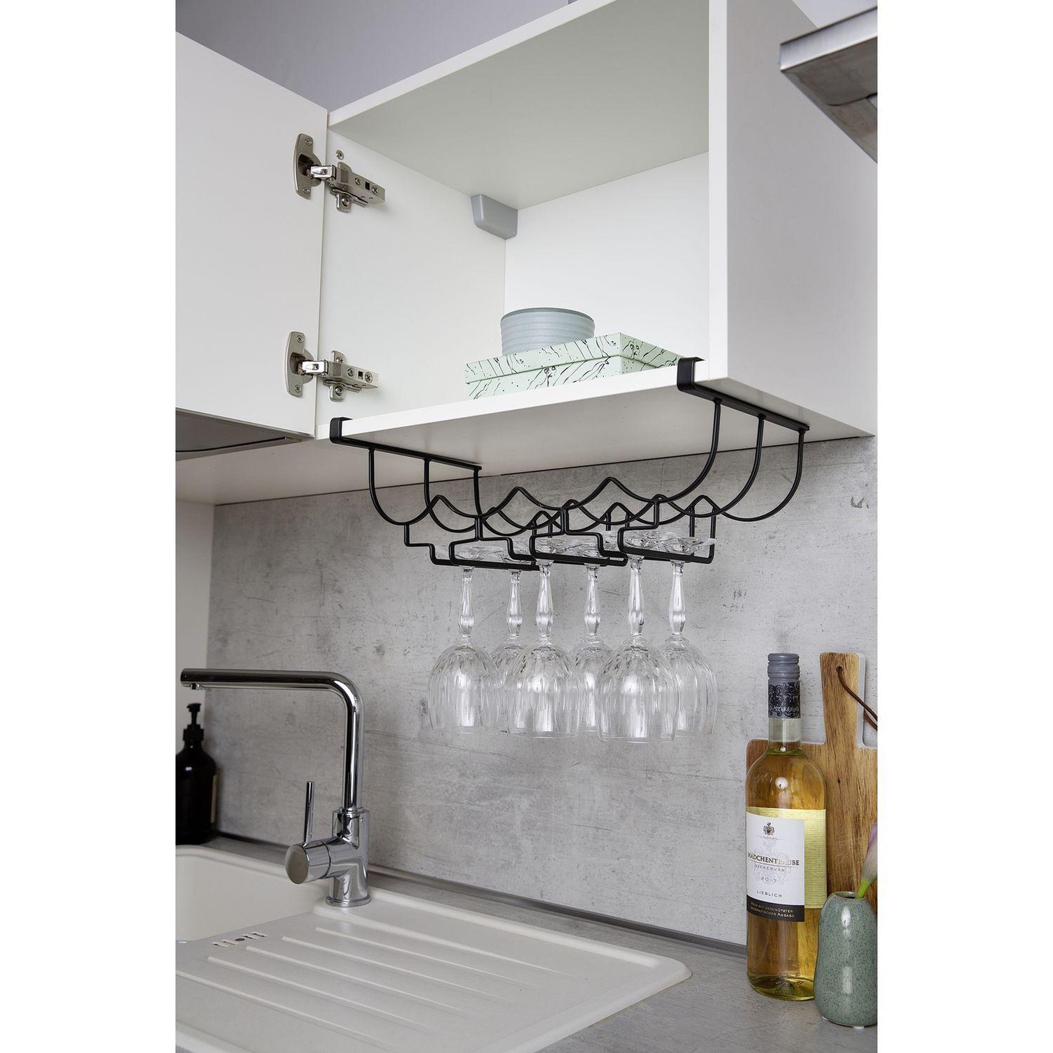 Voir la diapositive 4 : Wenko Rangement de placard cuisine - Porte bouteilles et verre - Noir