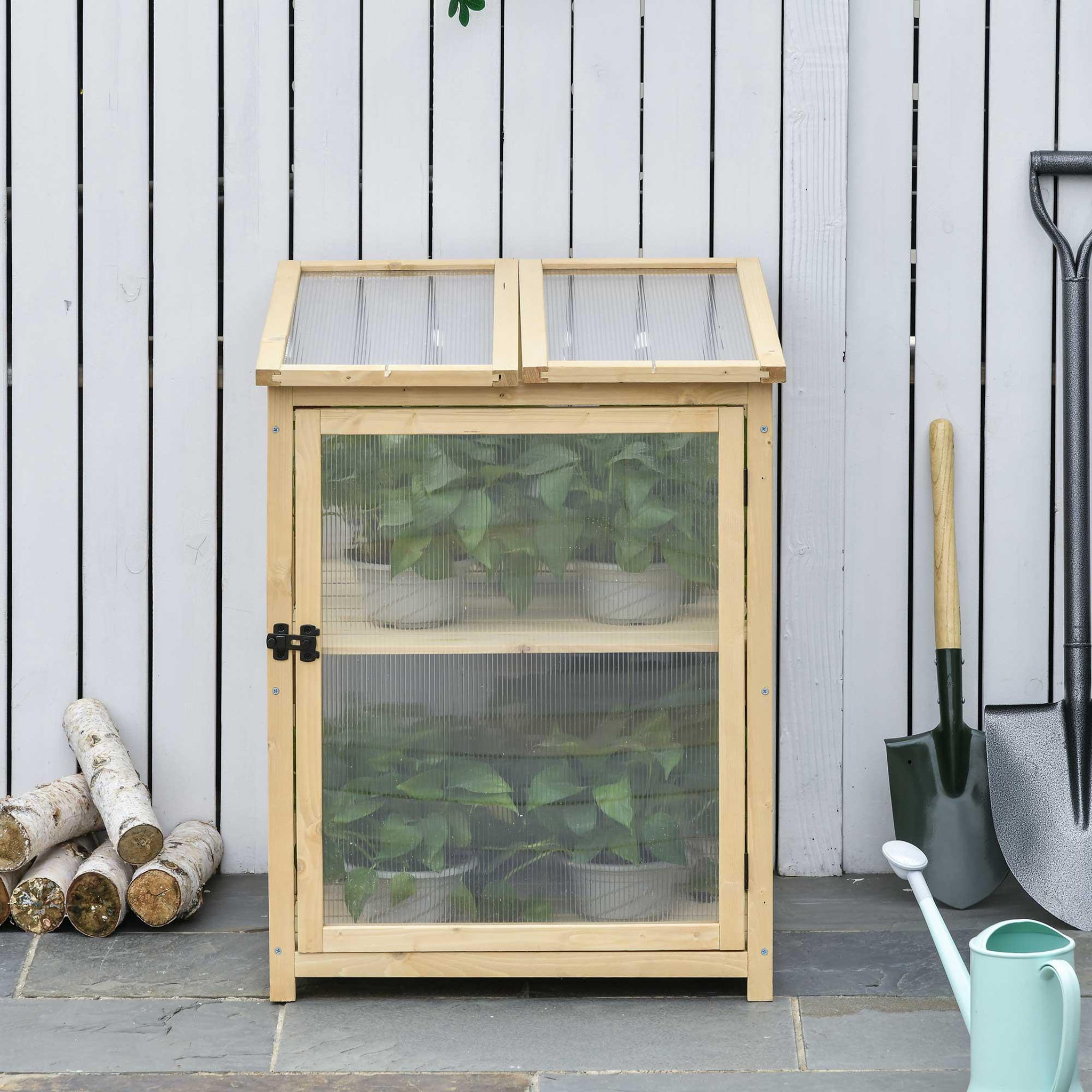 Voir la diapositive 2 : OUTSUNNY Mini serre de jardin 2 niveaux dim. 62L x 63l x 82H cm porte et panneau toit ouvrant bois sapin traité polycarbonate