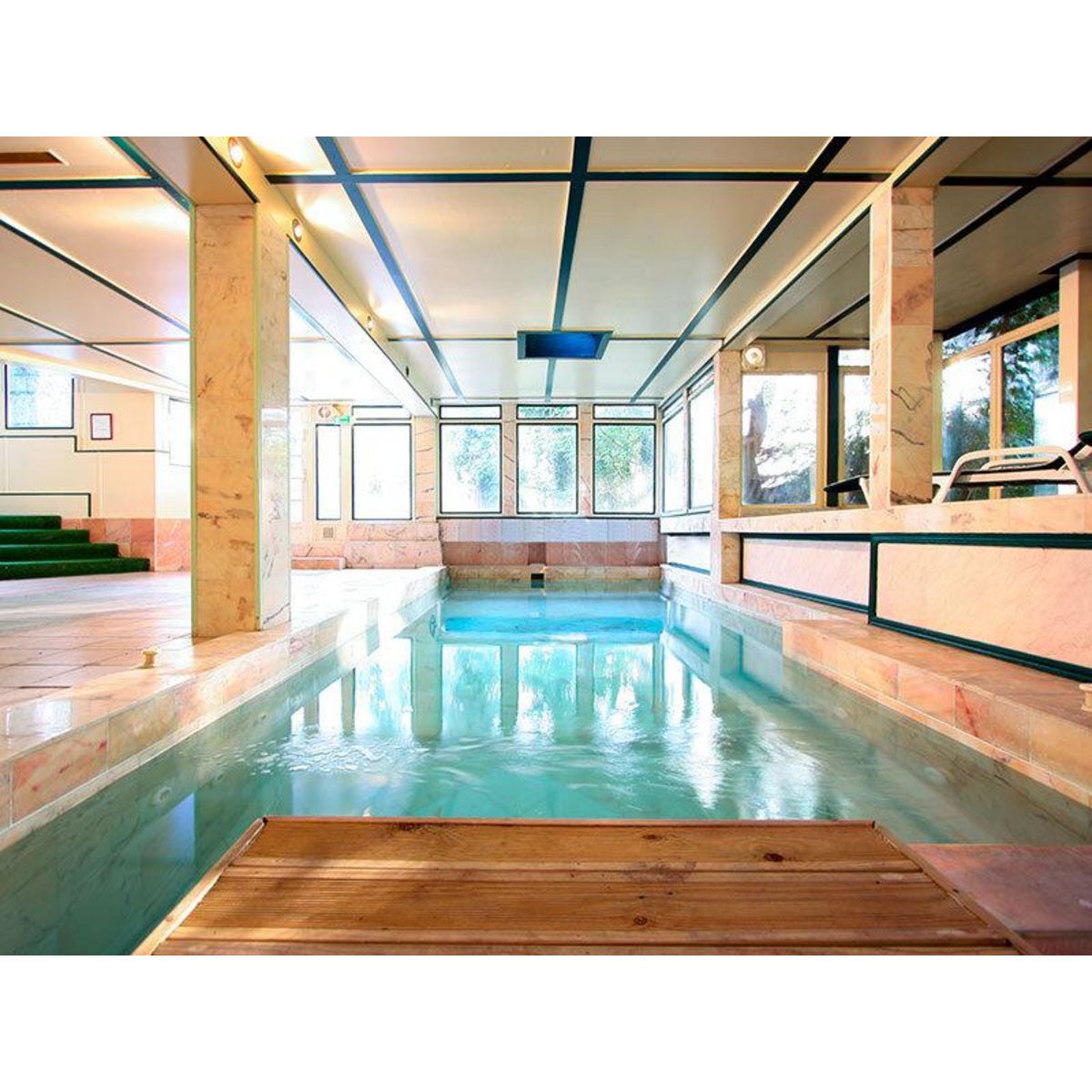 Smartbox Séjour de 2 jours en hôtel 4* avec accès illimité au spa près de Deauville - Coffret Cadeau Séjour