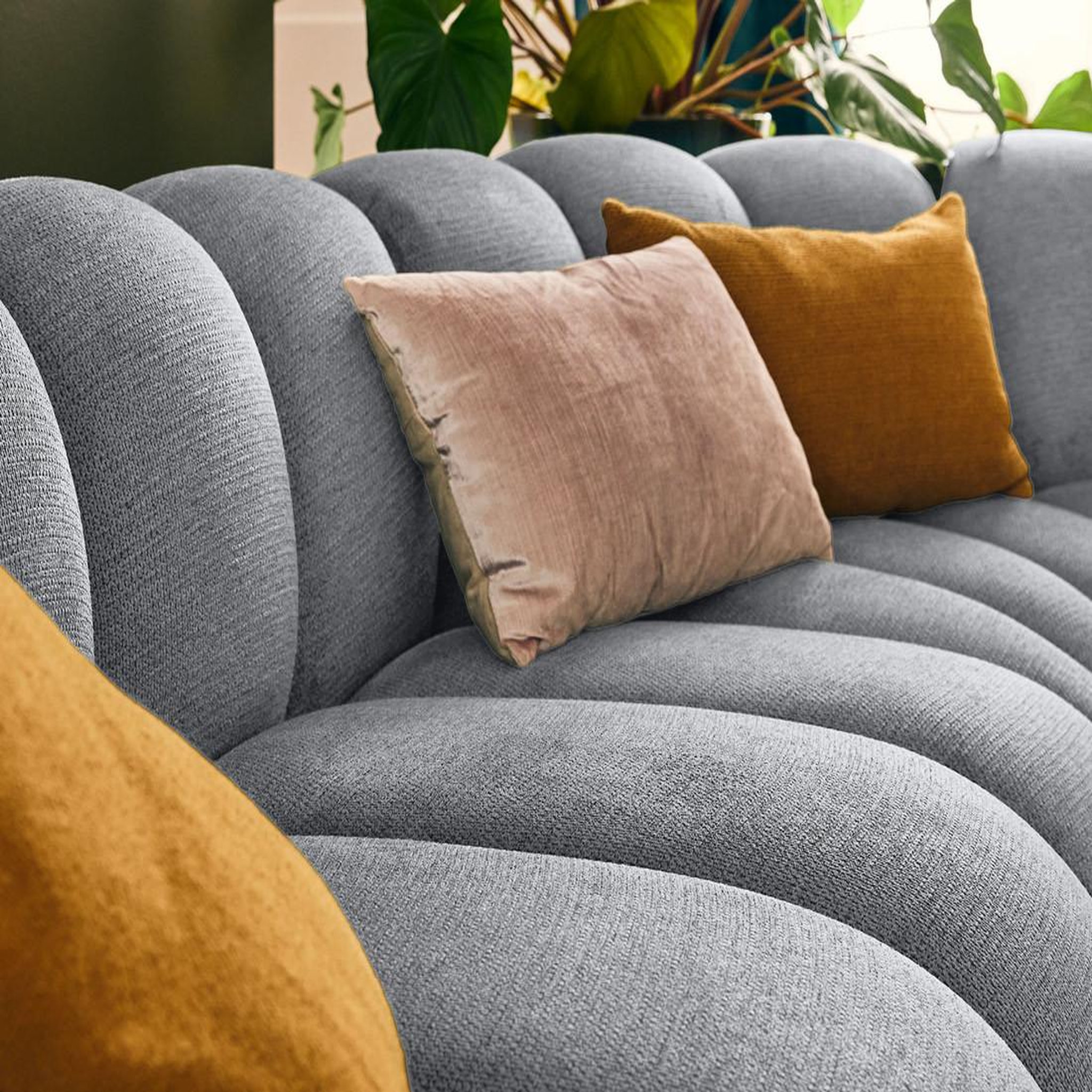 Voir la diapositive 5 : LISA DESIGN Debbie - canapé modulable d'angle droit 5 places en tissu texturé