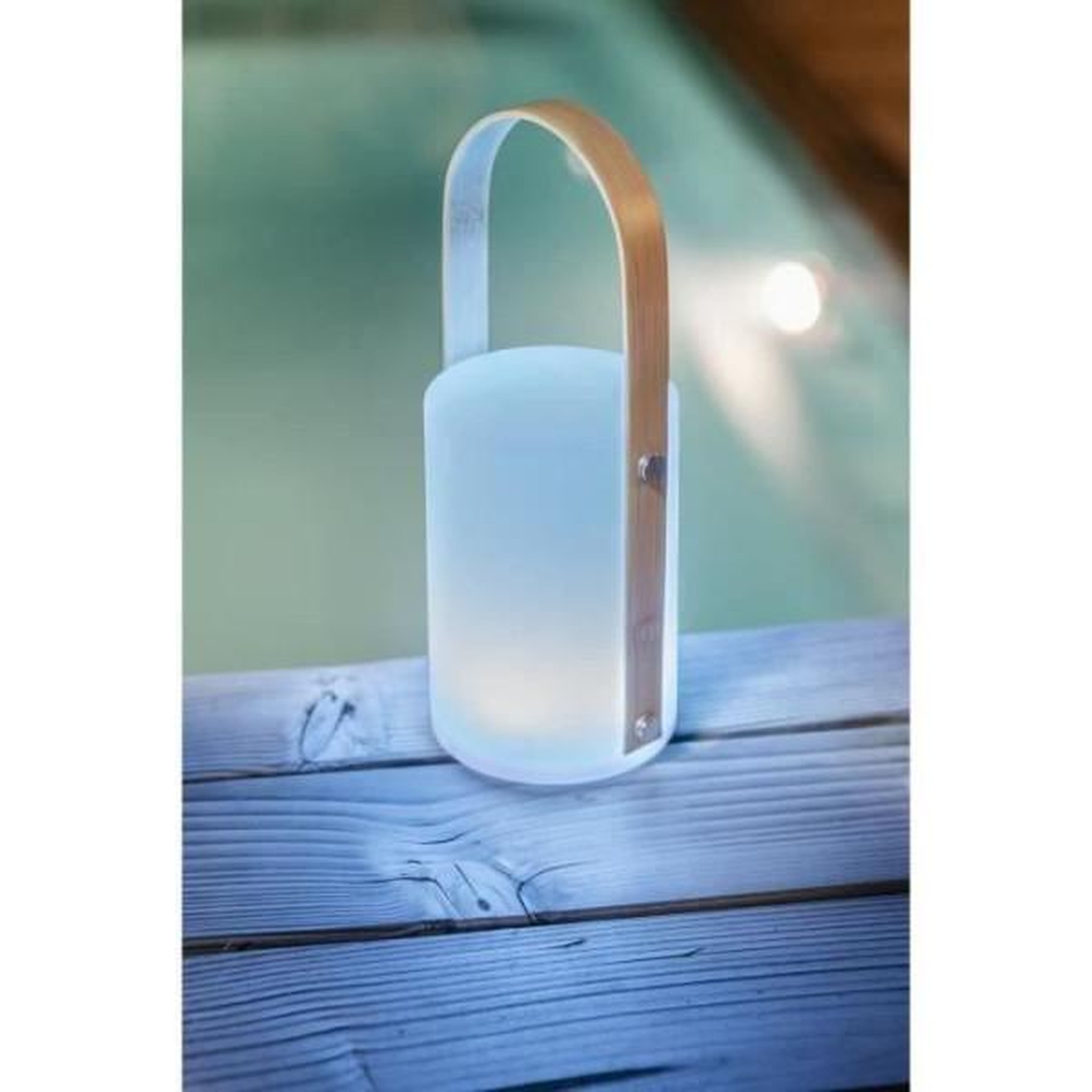 Voir la diapositive 1 : Galix Lanterne portative rechargeable USB - GALIX - Bambou/Plastique - 4 LED WRGB - 1500mAh - Blanc