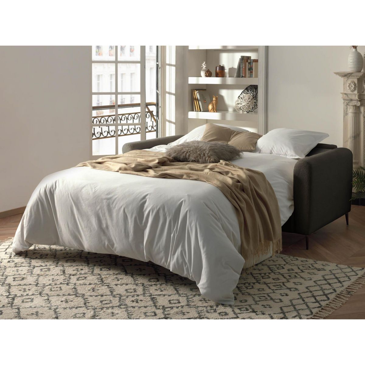 LISA DESIGN Owen - canapé 3 places convertible express couchage quotidien 140 cm matelas 12 cm en tissu bouclette