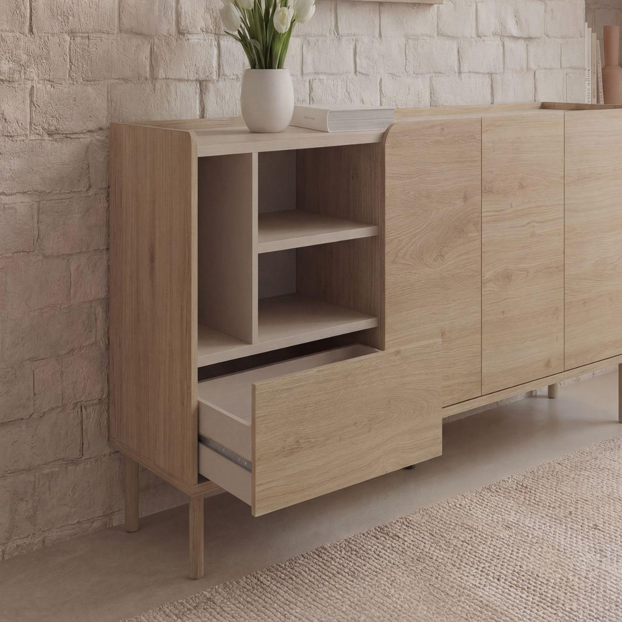 Voir la diapositive 6 : CASANOVA PARIS Isadora - buffet 3 portes 180cm en mélamine - chêne clair
