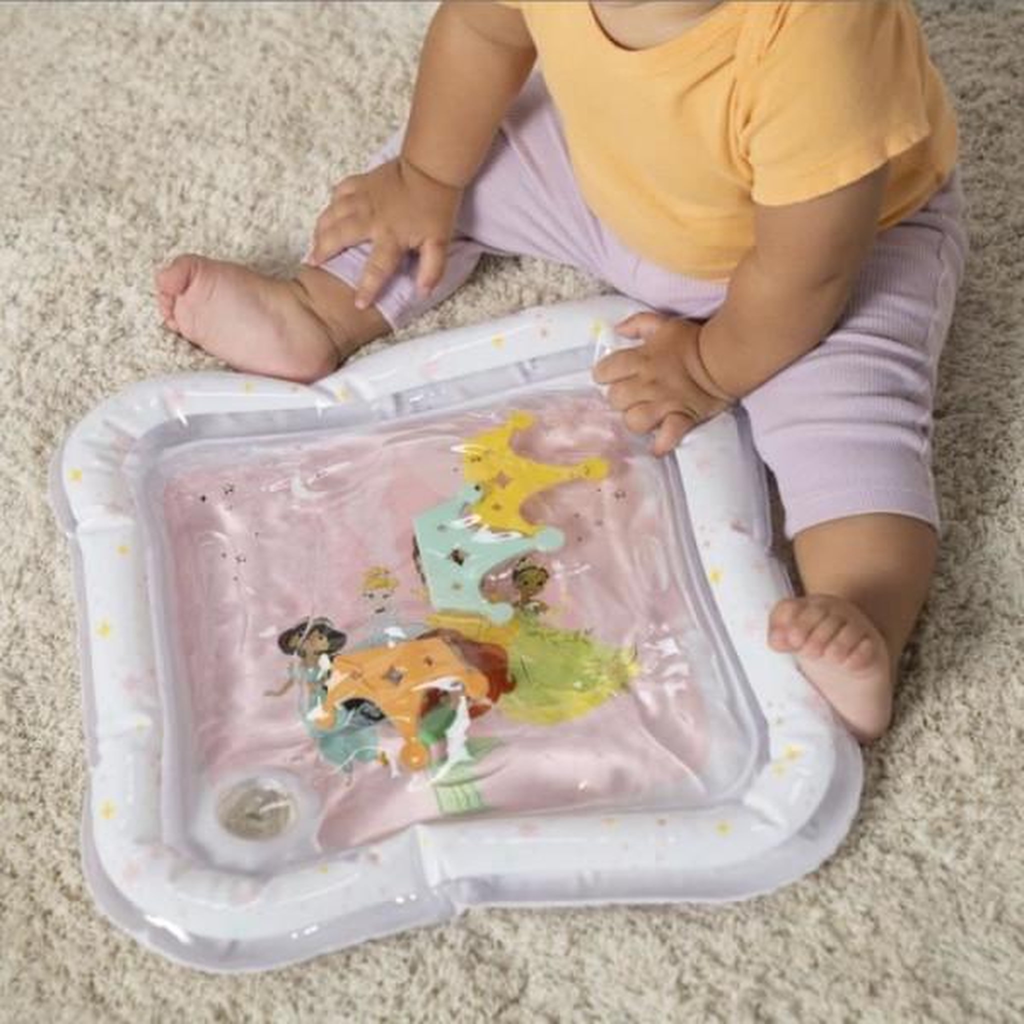 Voir la diapositive 5 : Bright Starts Tapis d'eau bébé - DISNEY BABY - PRINCESSES - Jeu sensoriel et d'éveil - Gonflable - Des la naissance - Facile a nettoyer