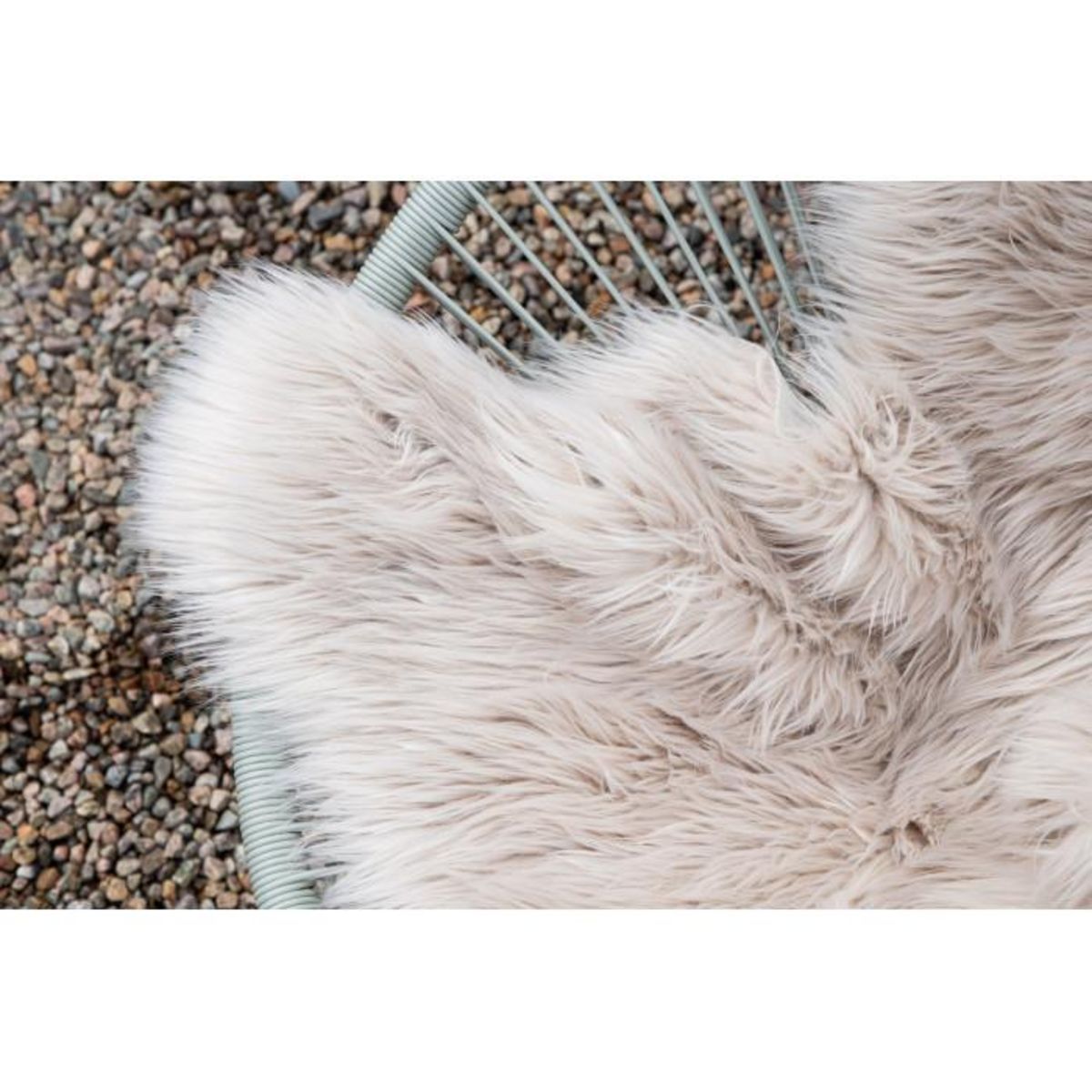 Paris Prix Tapis Imitation Fourrure  Katy  60x90cm Beige