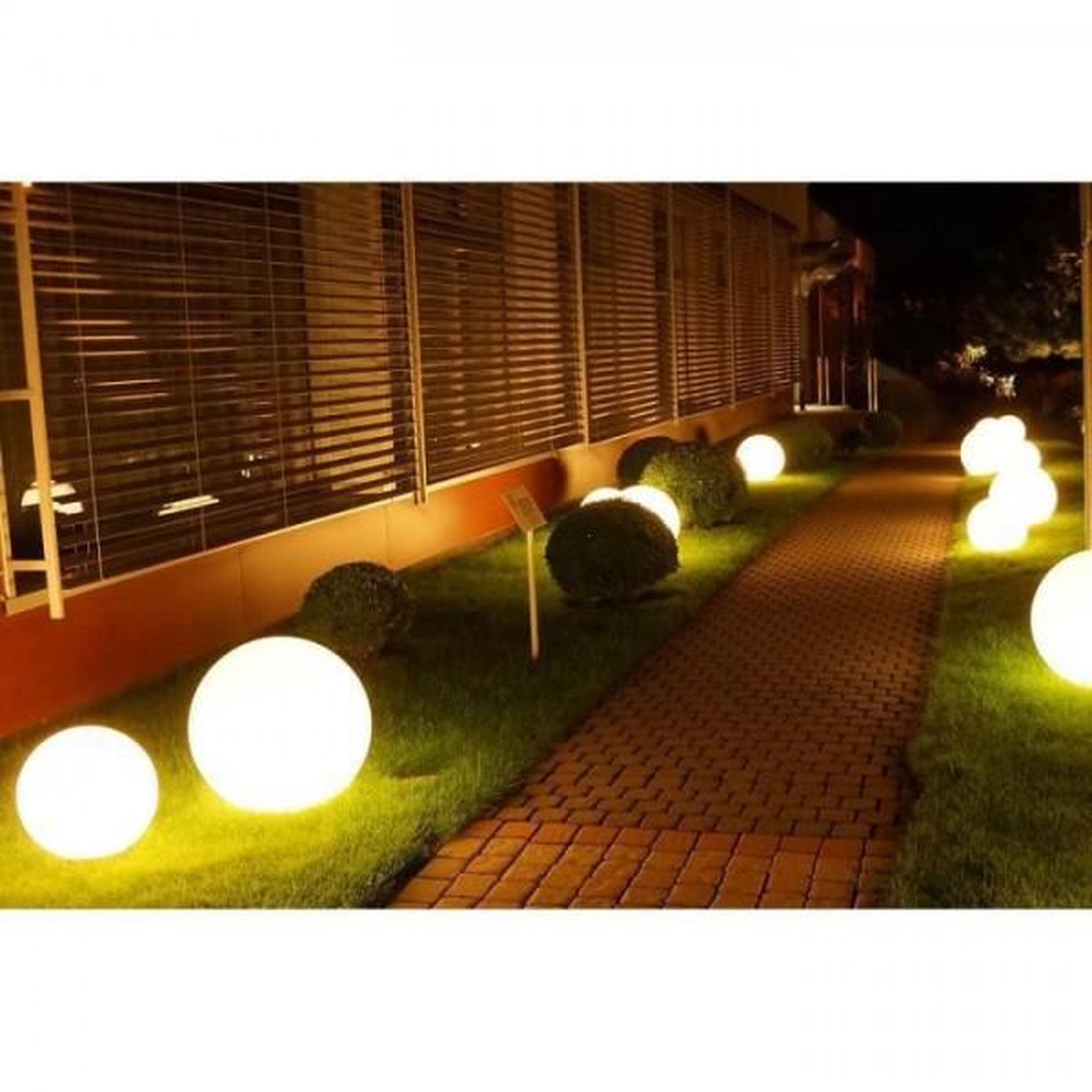 Lumisky LUMISKY - Boule lumineuse filaire pour extérieur LED - blanc BOBBY - Ø50cm culot E27