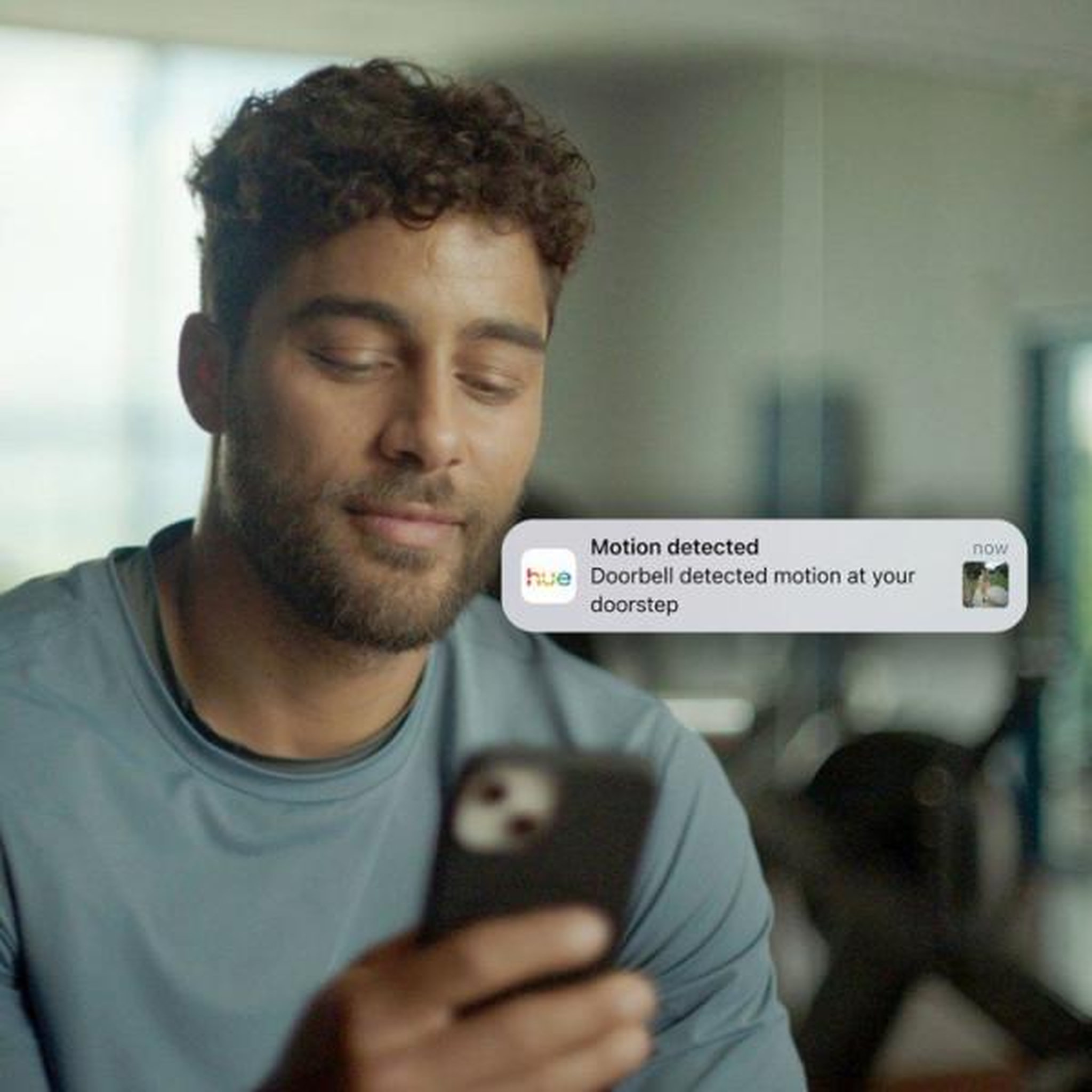Voir la diapositive 6 : PHILIPS HUE Sonnette vidéo SECURE filaire