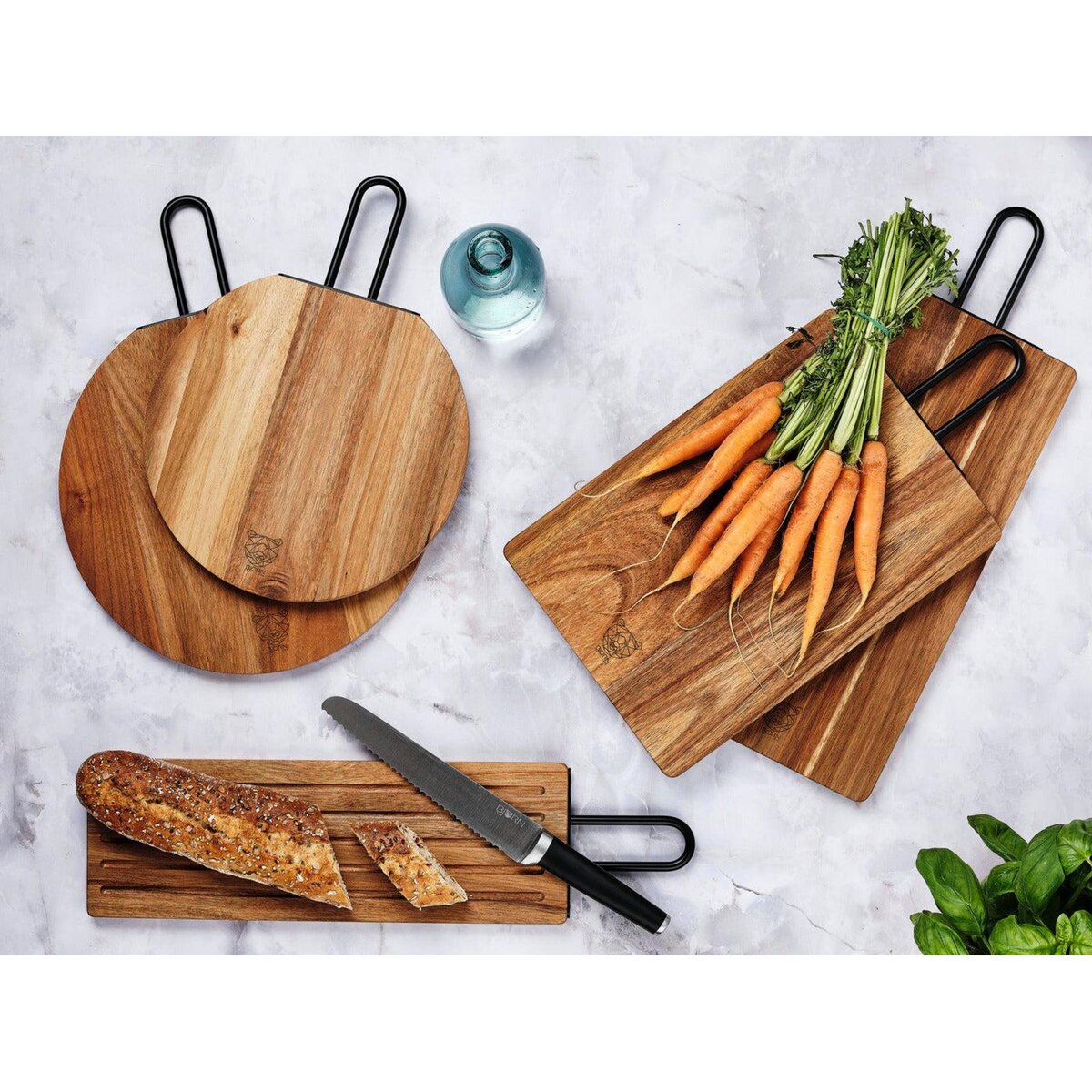 BJORN Planche à découper en bois d'acacia STINE - Ø26cm