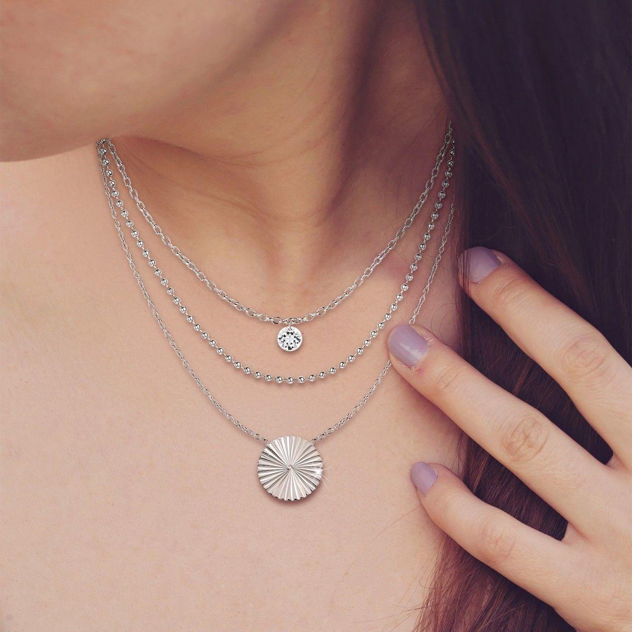 Voir la diapositive 2 : SC BOHEME Lot de 3 colliers SC Bohème en Acier Rhodié argenté orné de cristaux scintillants
