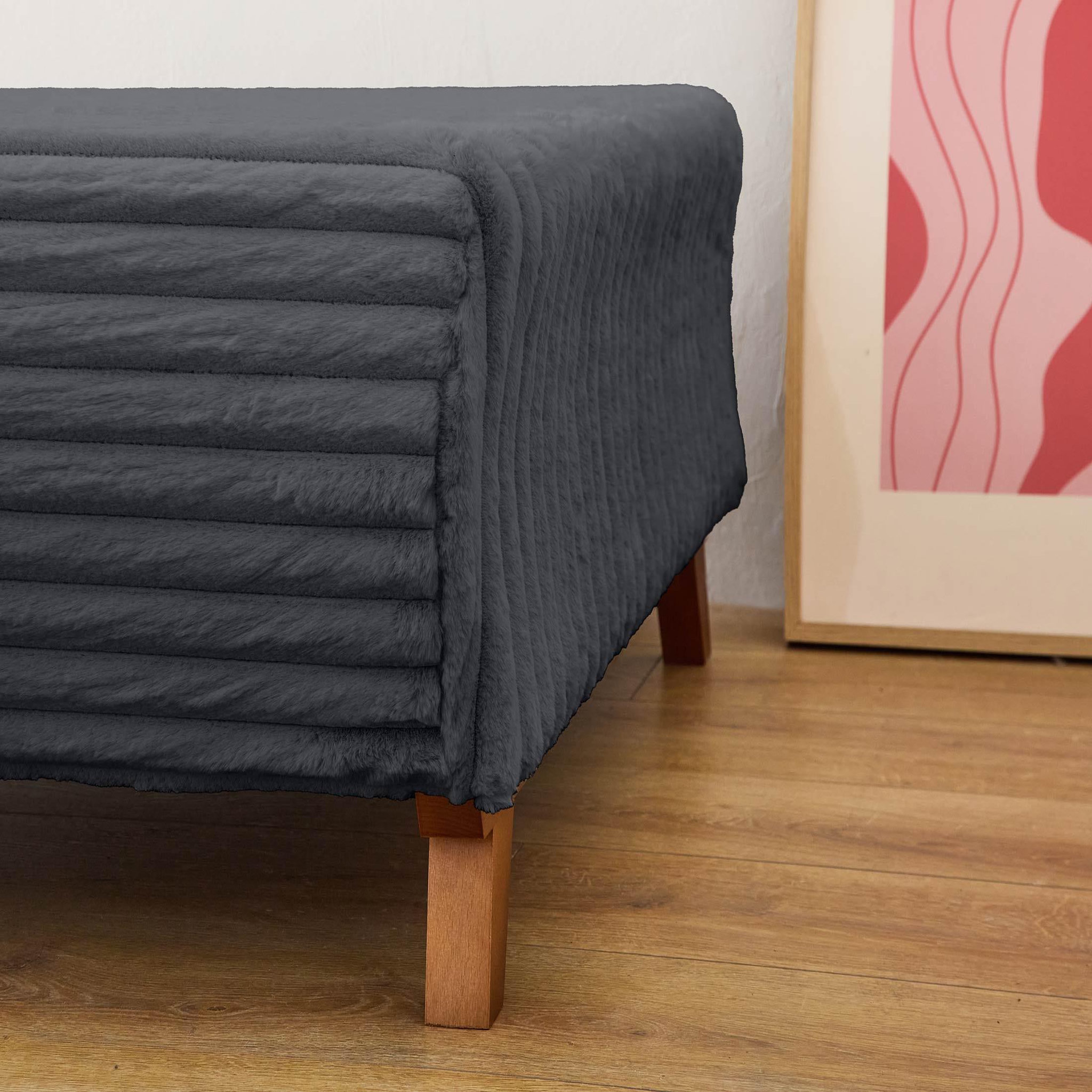 Voir la diapositive 3 : BEST MOBILIER Cristal - pouf modulable - 95 cm - en fausse fourrure côtelée