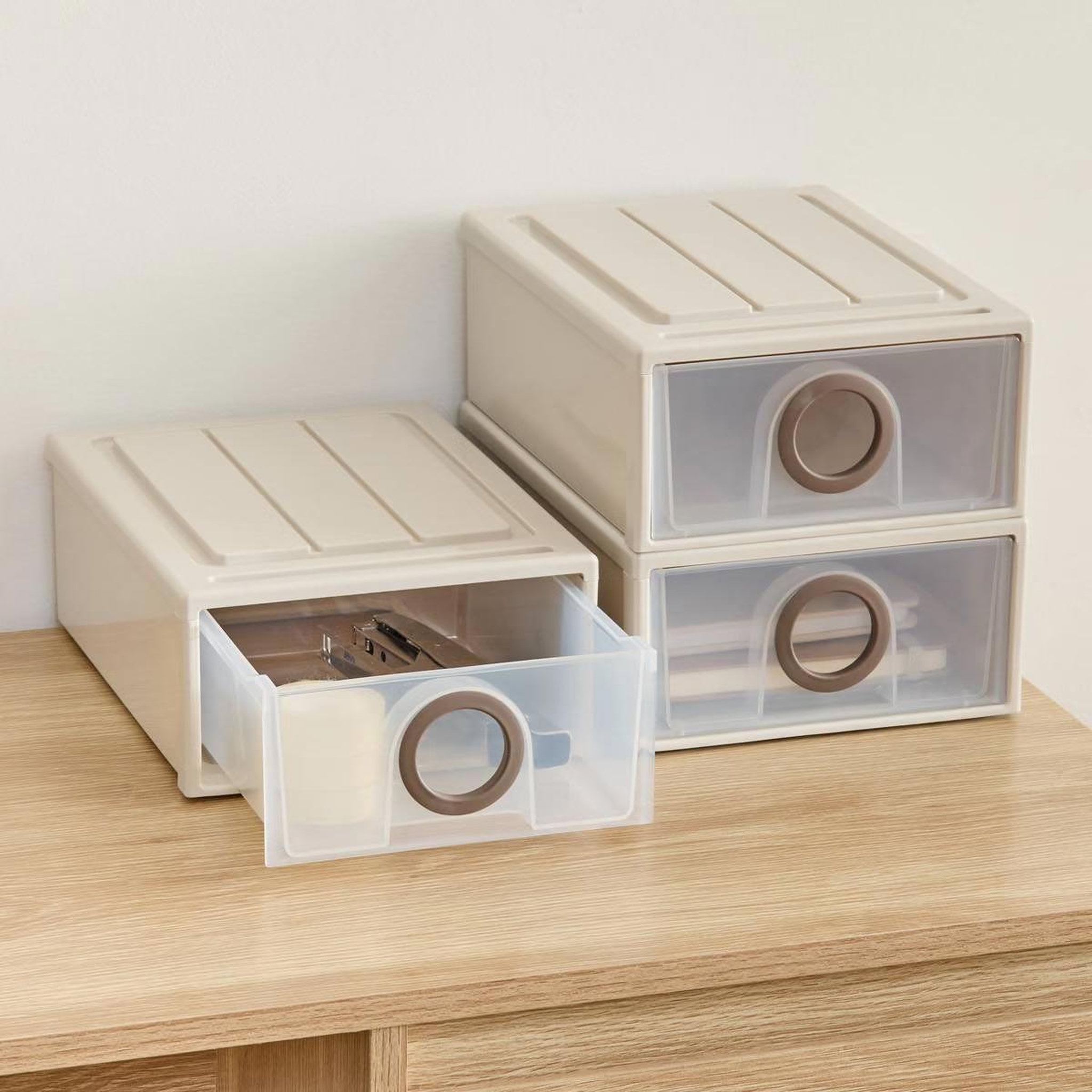 Voir la diapositive 3 : FIVE Tiroir rigide empilable  tide'n stak  8,5l beige