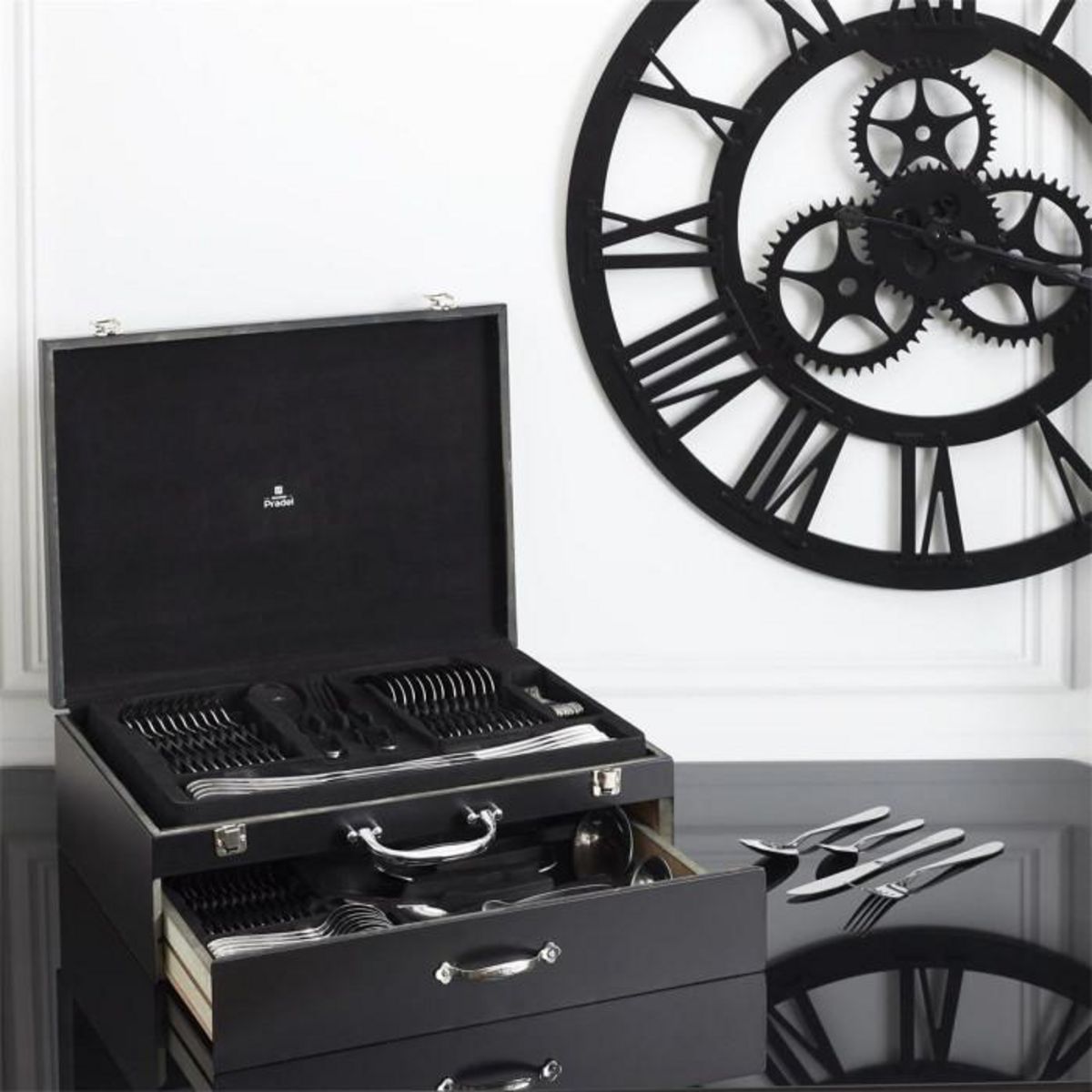 Paris Prix Ménagère 84 Pièces  Coffret Bois  45cm Noir