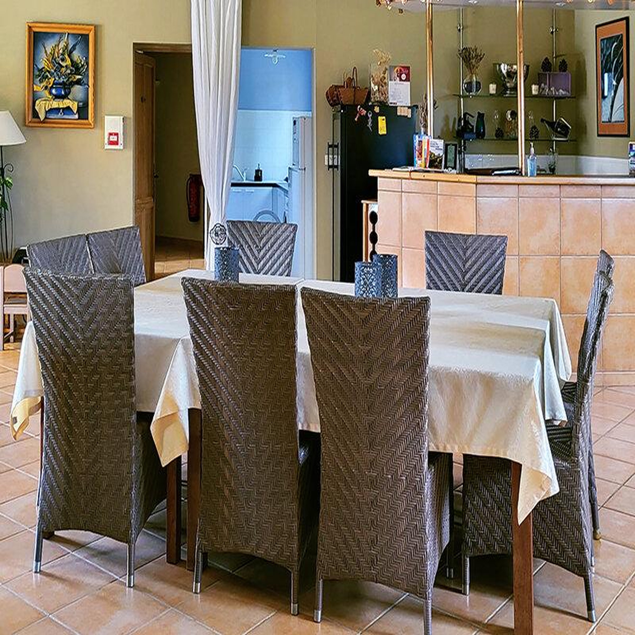 Voir la diapositive 3 : Smartbox 4 jours en chambre d'hôtes avec dîner et dégustation de vins au pic saint-loup - coffret cadeau séjour