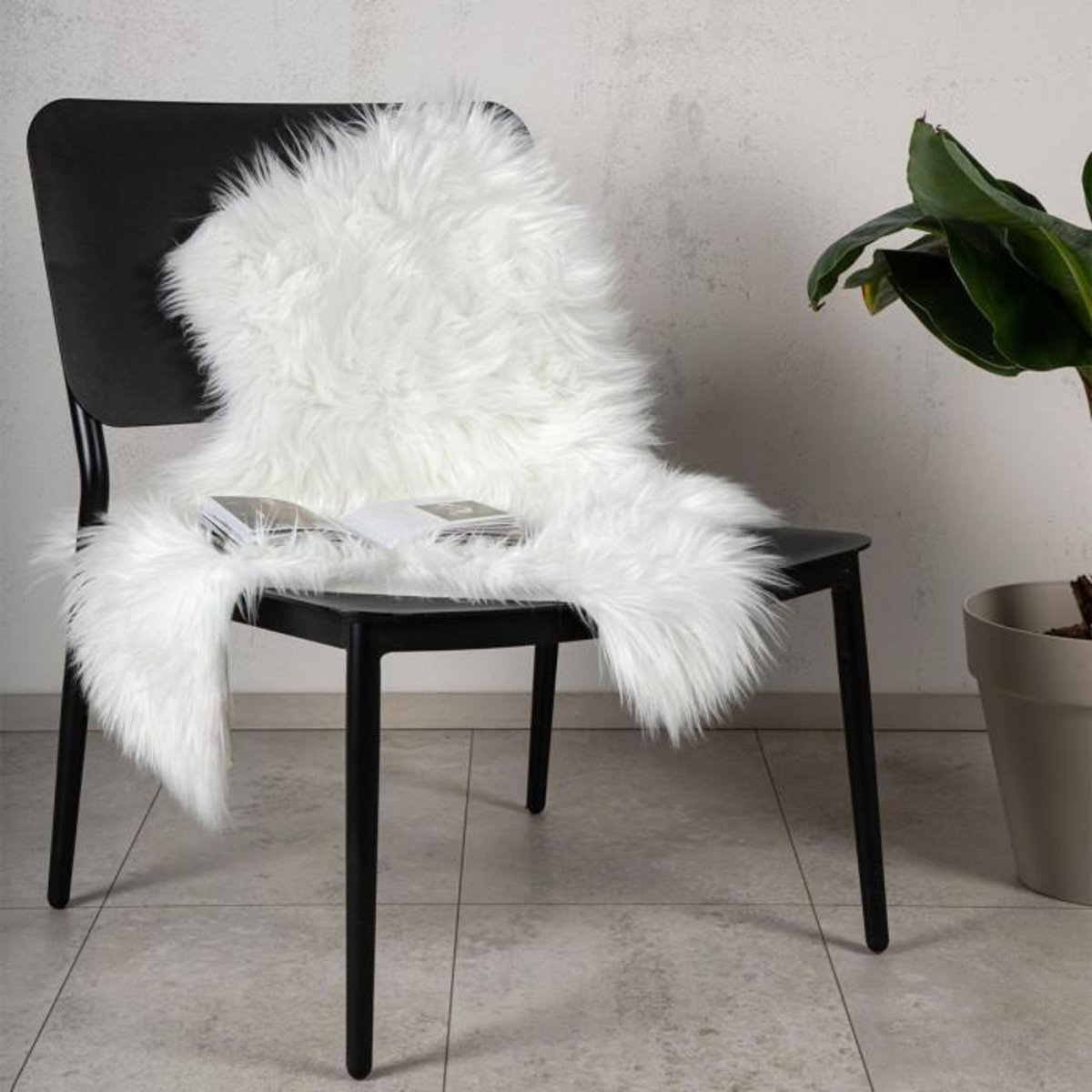 Paris Prix Tapis Imitation Fourrure  Katy  60x90cm Blanc