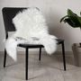 Voir la diapositive 3 : Paris Prix Tapis Imitation Fourrure  Katy  60x90cm Blanc