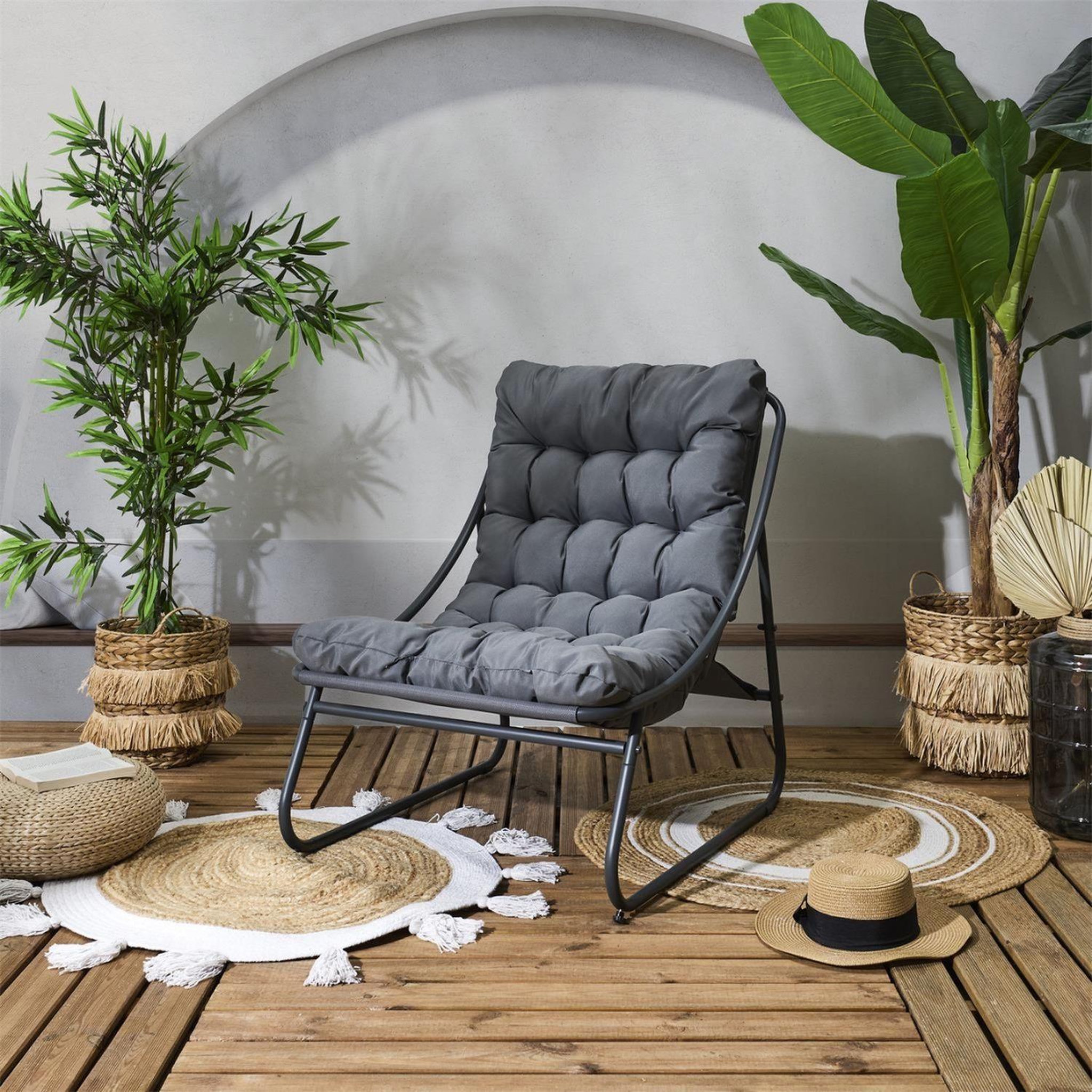 Voir la diapositive 2 : The Home Deco Factory Fauteuil de détente DOLCE VITA